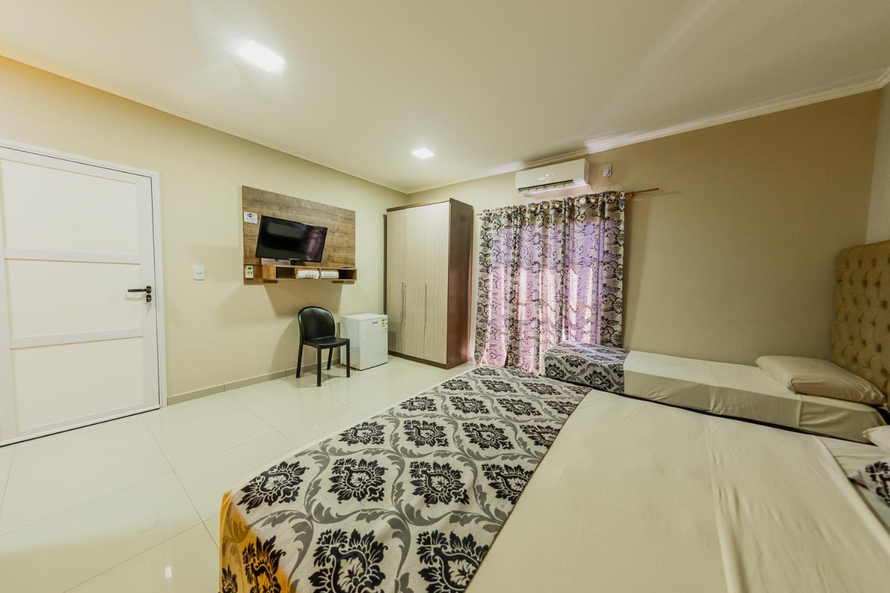 Triple Room with Private Bathroom photo 3