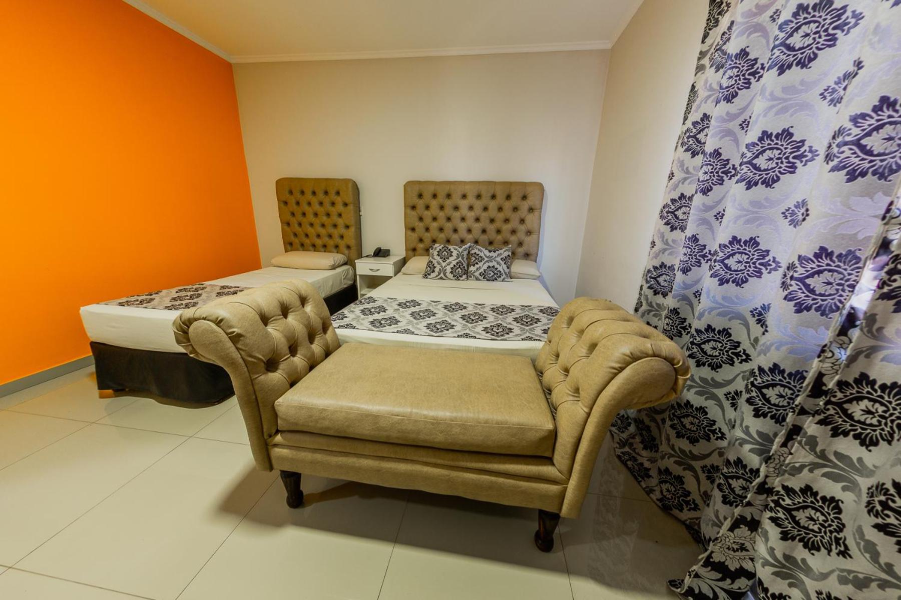 Triple Room with Private Bathroom
