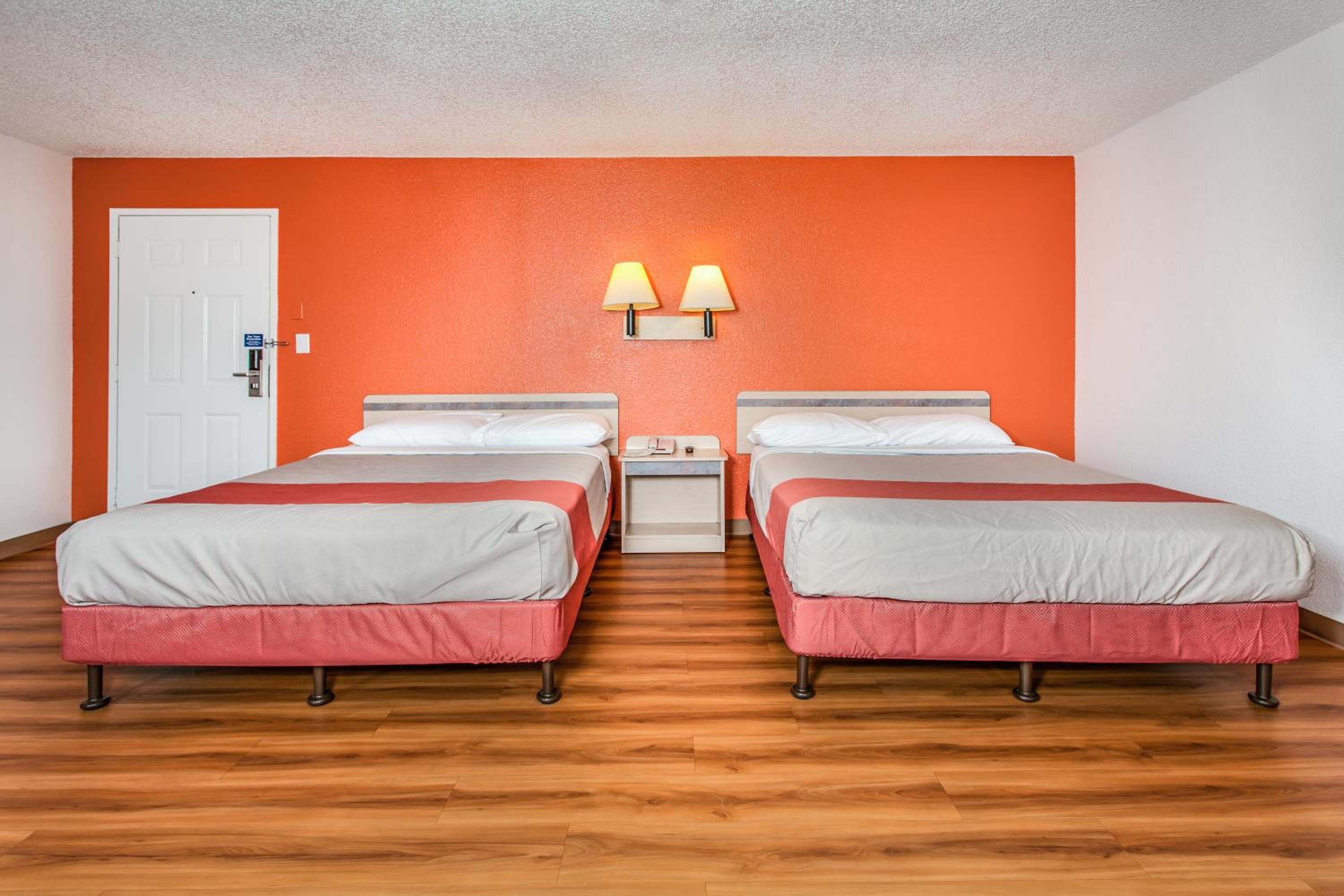 Deluxe Queen Room with Two Queen Beds
