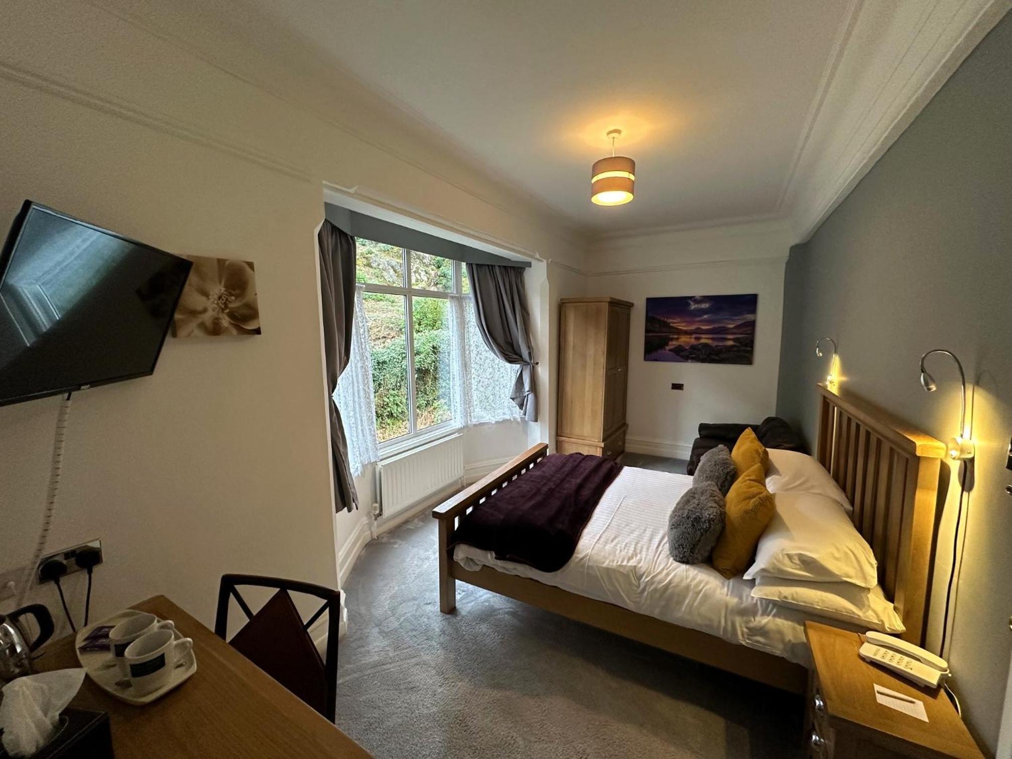 Standard Double Room photo 2