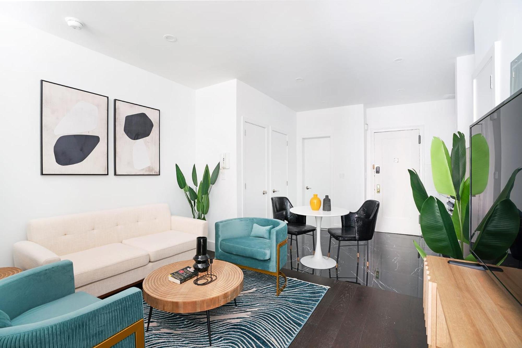 Apartment photo 1