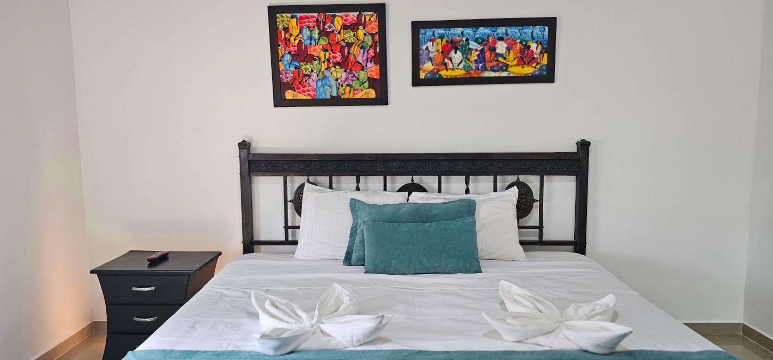 Three-Bedroom Villa photo 1
