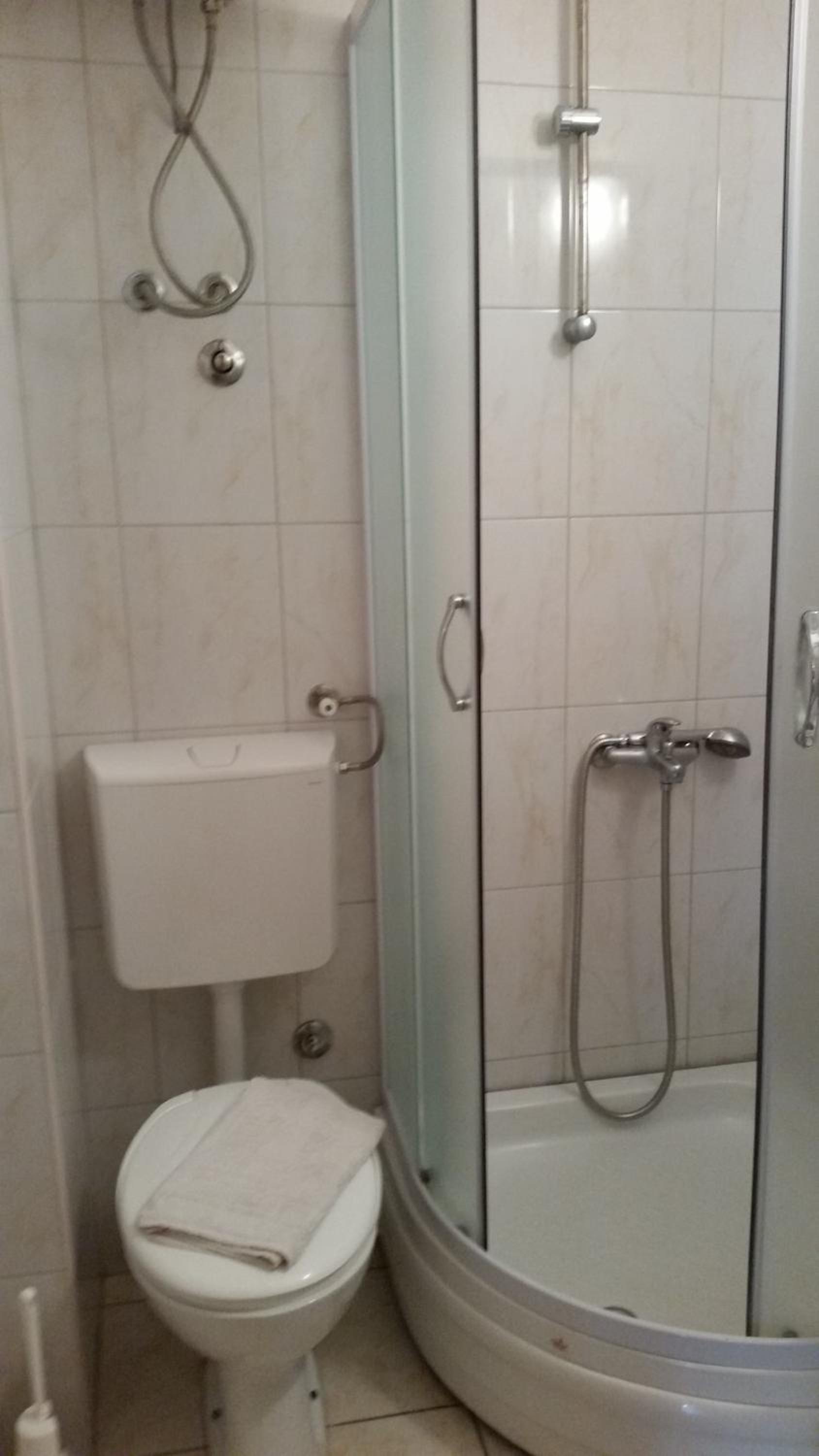 One-Bedroom Apartment with Balcony (4 Adults) photo 3