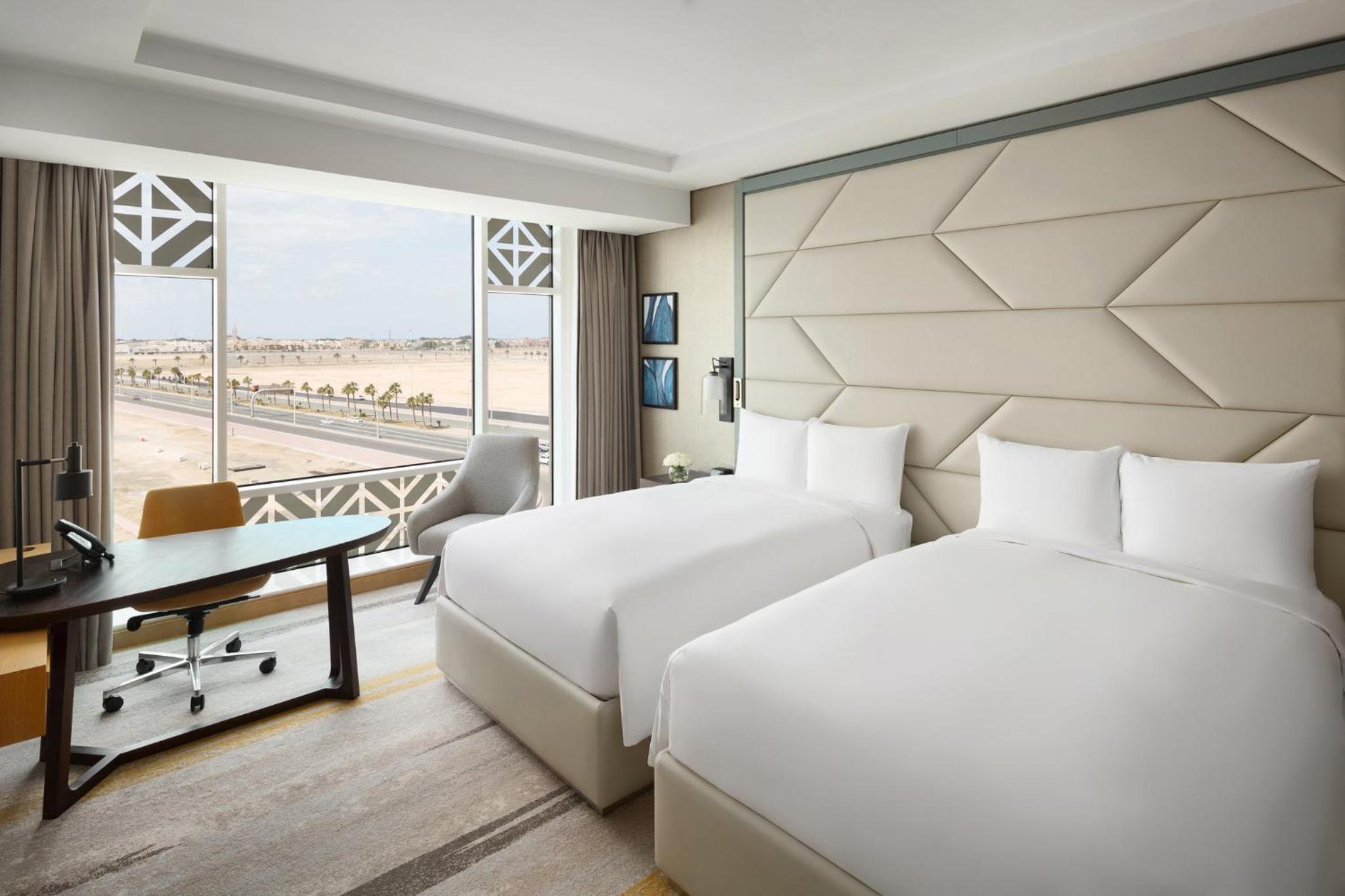 Standard Room with Two Queen Beds - Photo 9