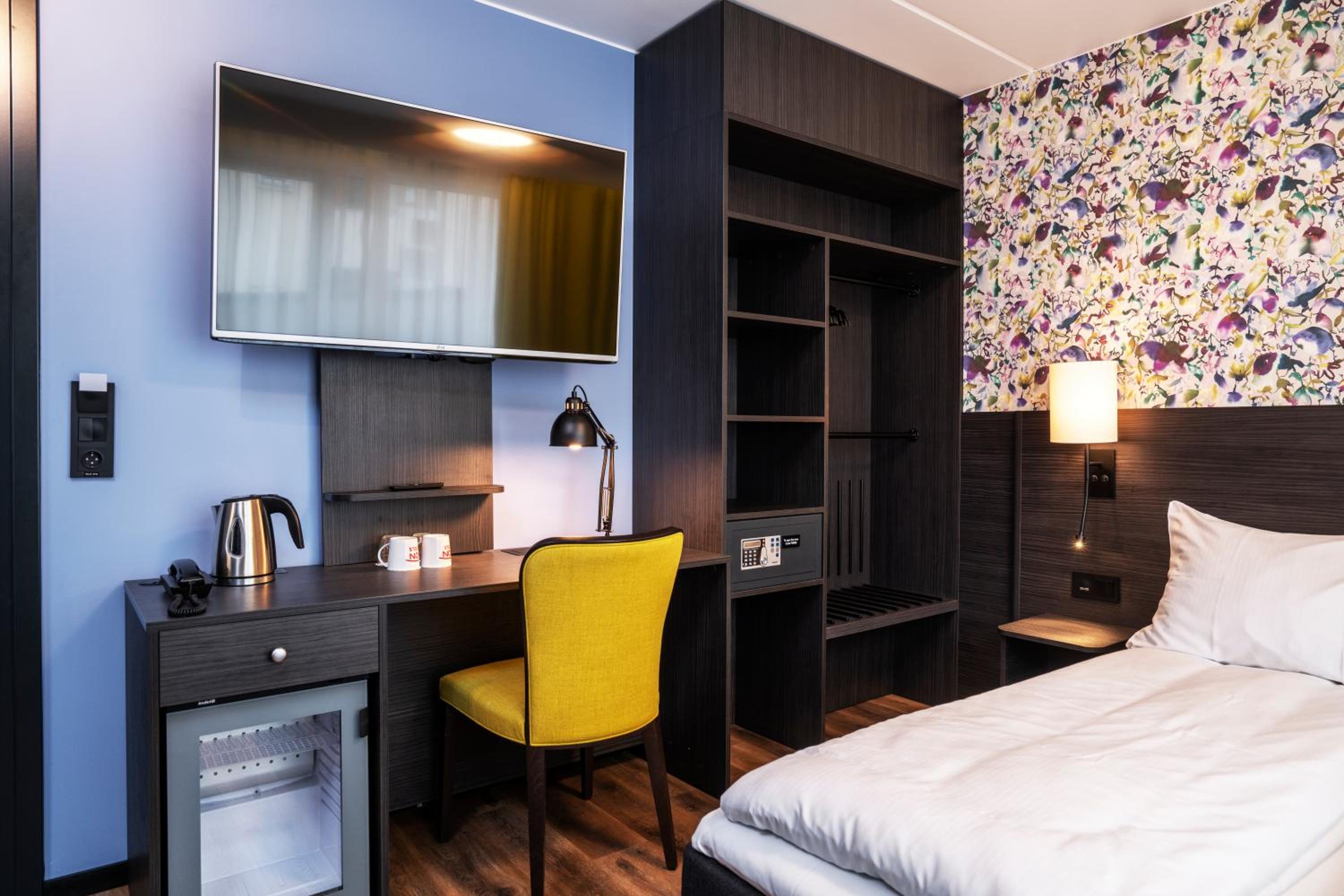Standard Queen Room - Photo 3