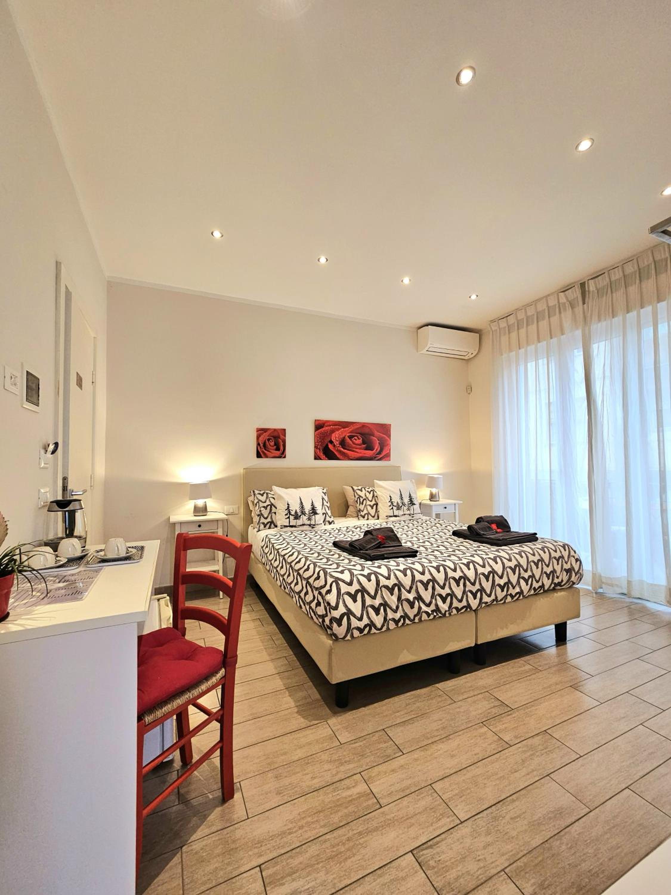 Triple Room with Terrace photo 1