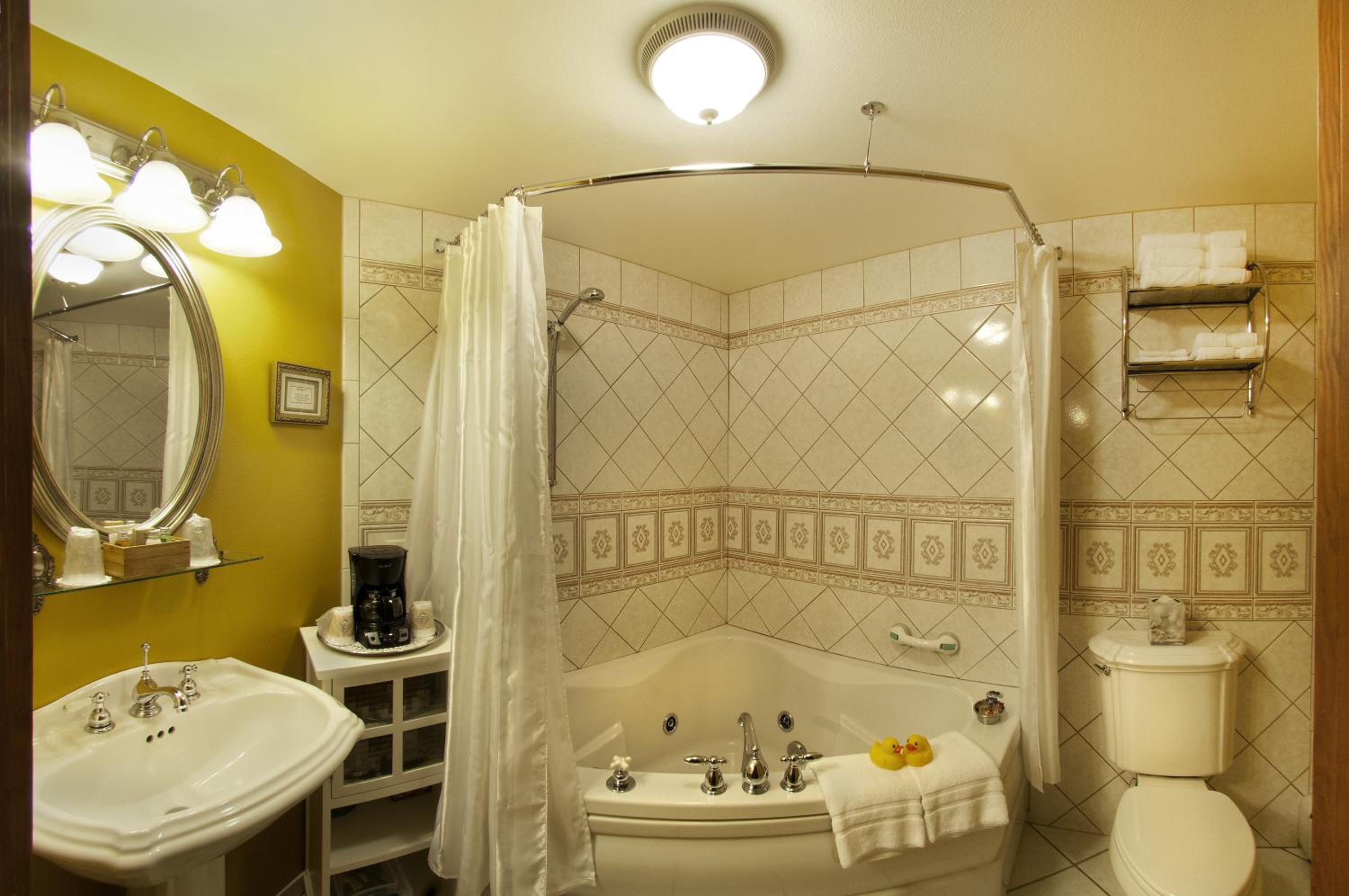 King Suite photo 3
