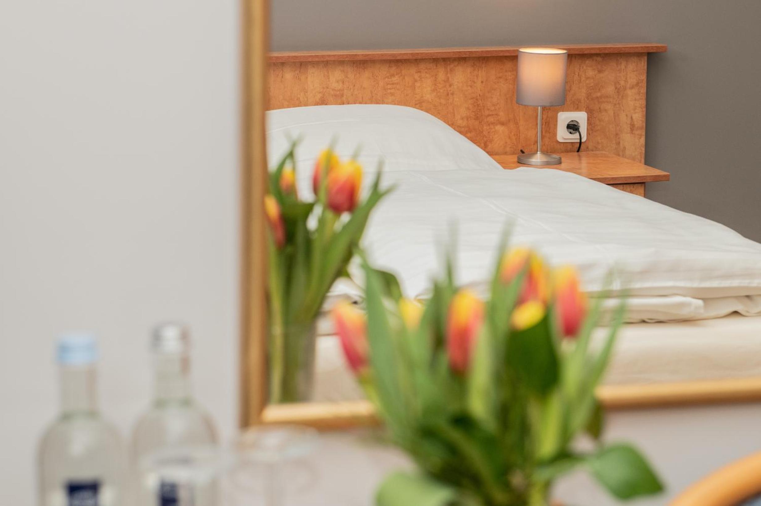 Basic Double Room - Photo 6