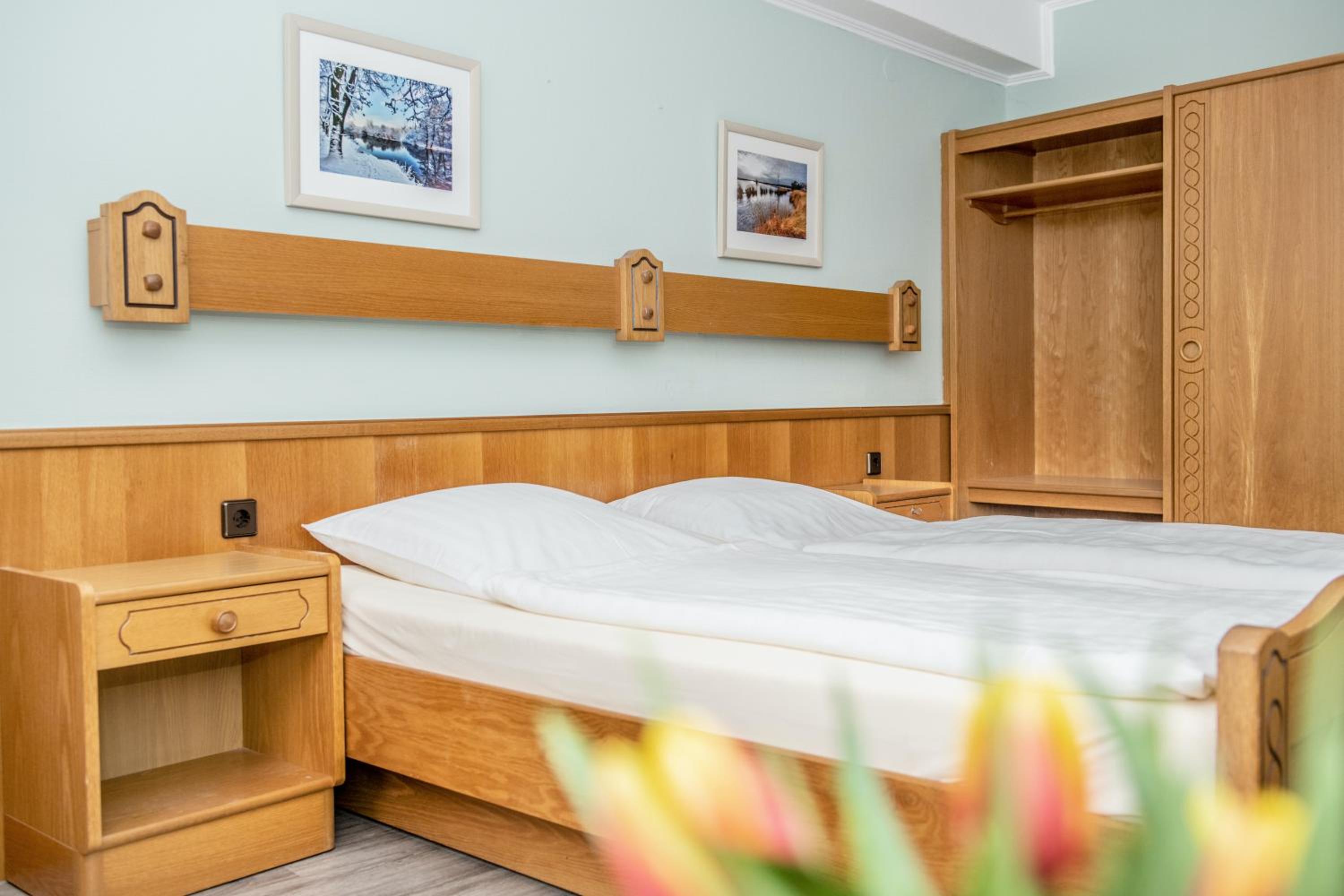 Basic Double Room - Photo 3