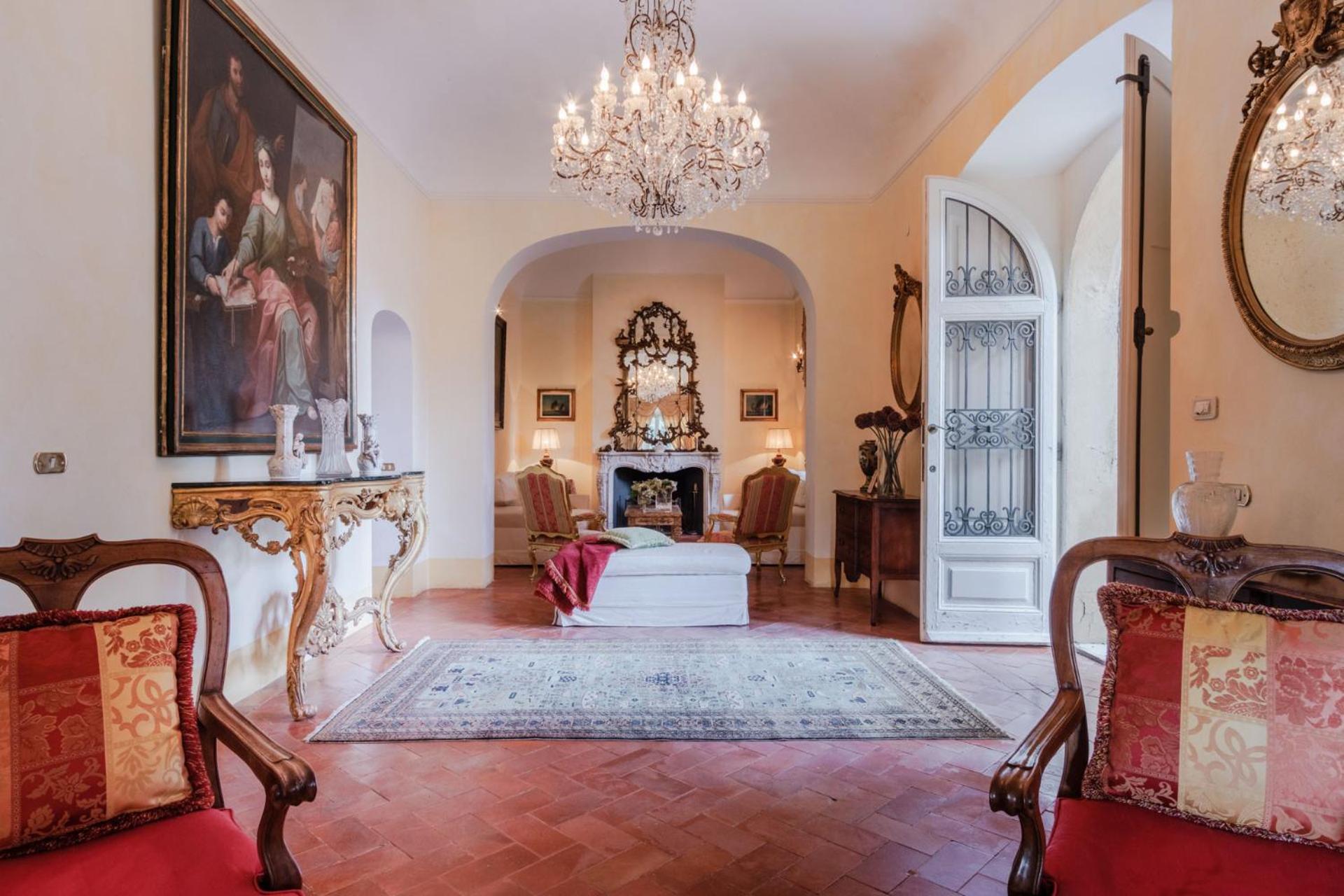 Villa photo 1
