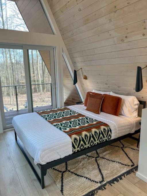 Two-Bedroom House photo 2