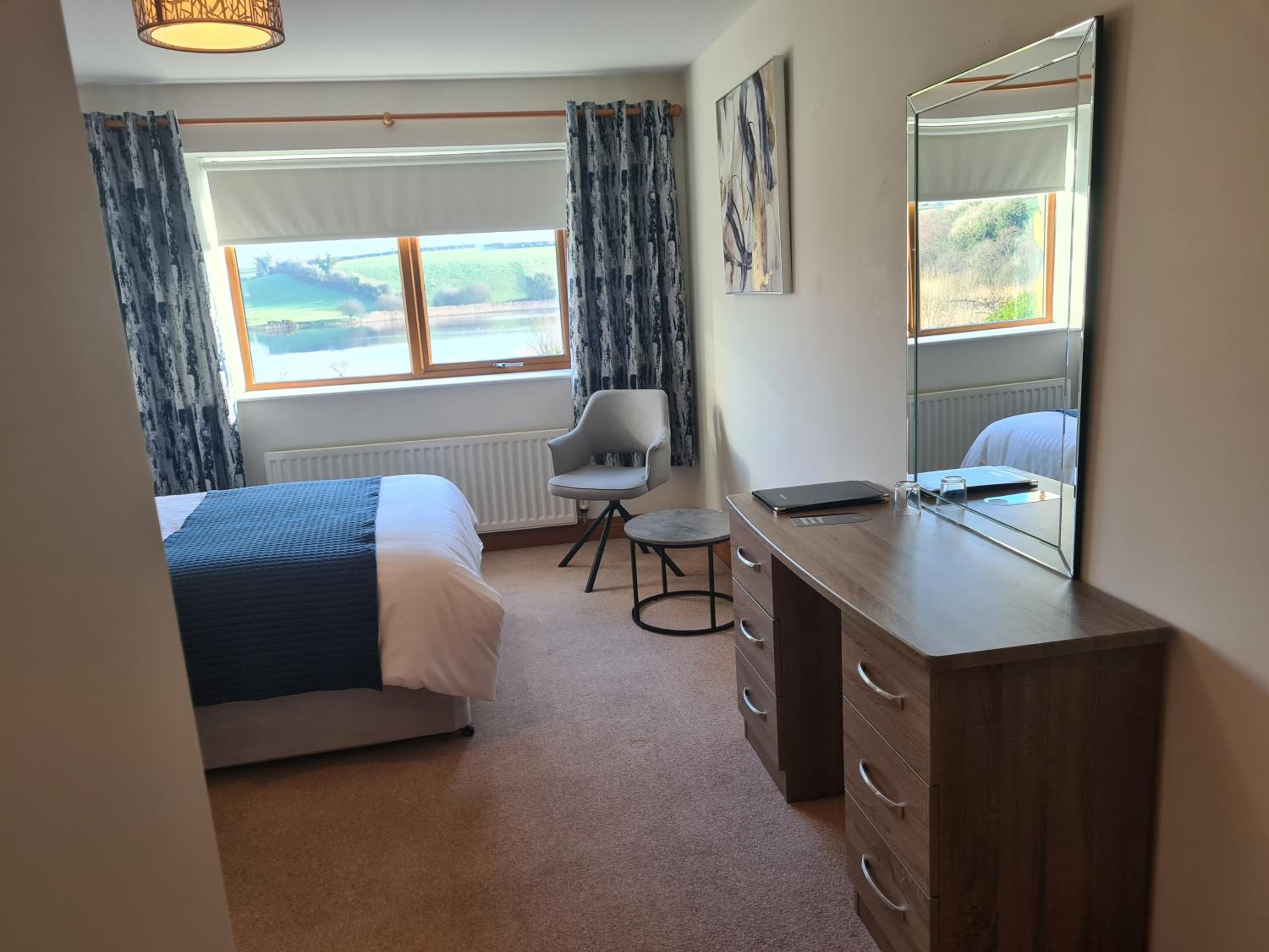 Double Room With Private Bathroom photo 3