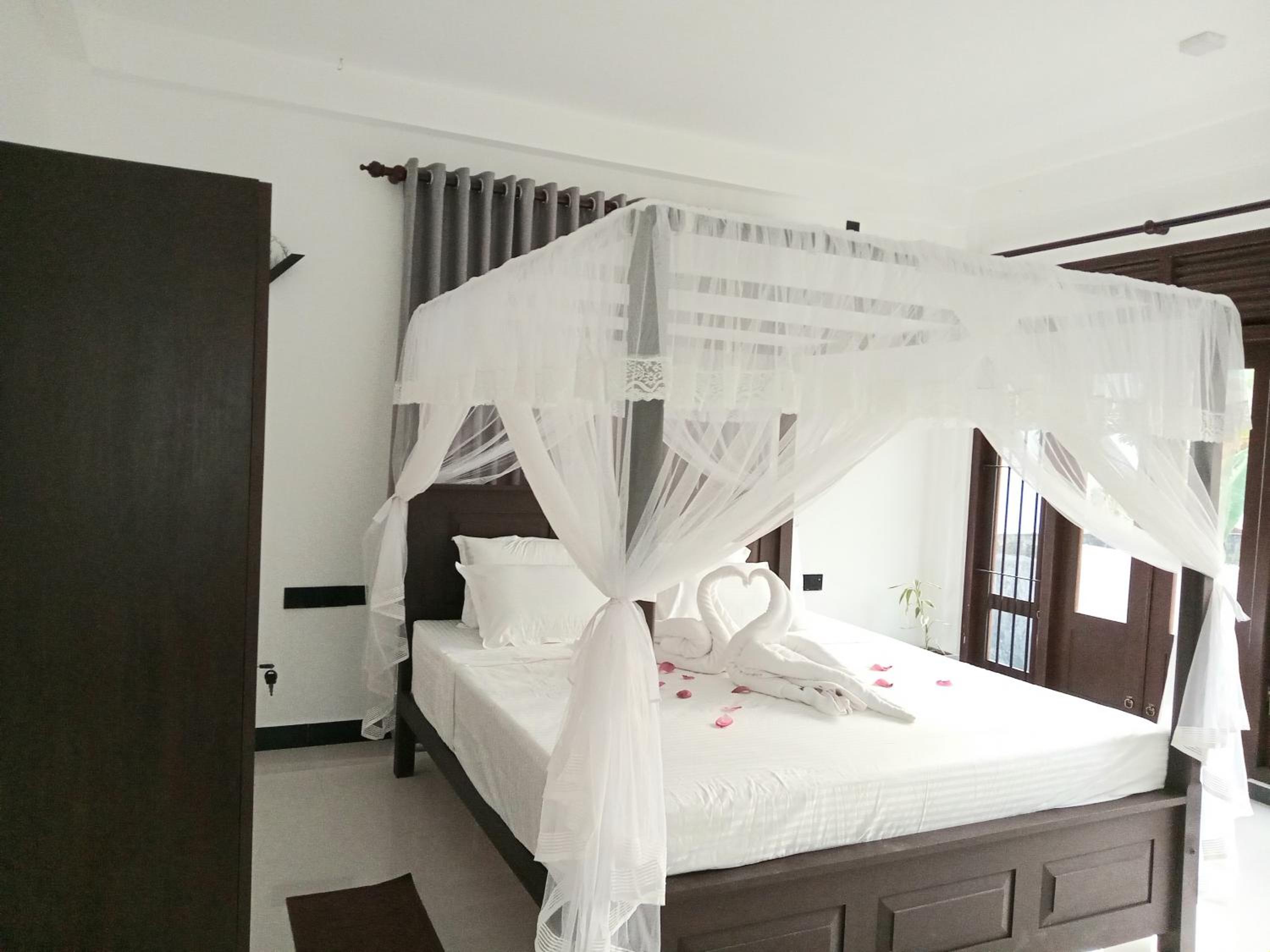 Villa photo 1