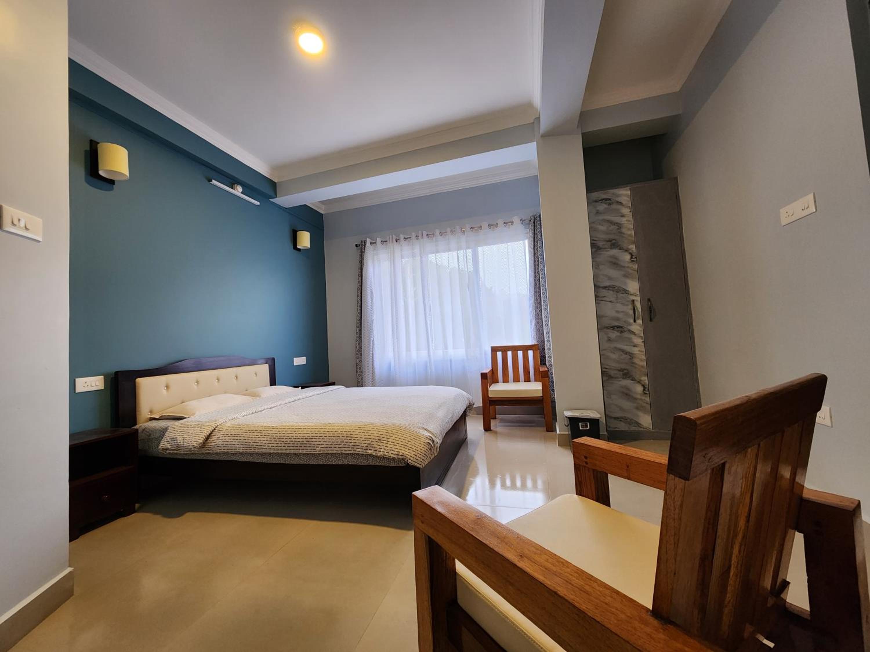Deluxe Queen Room - Photo 4