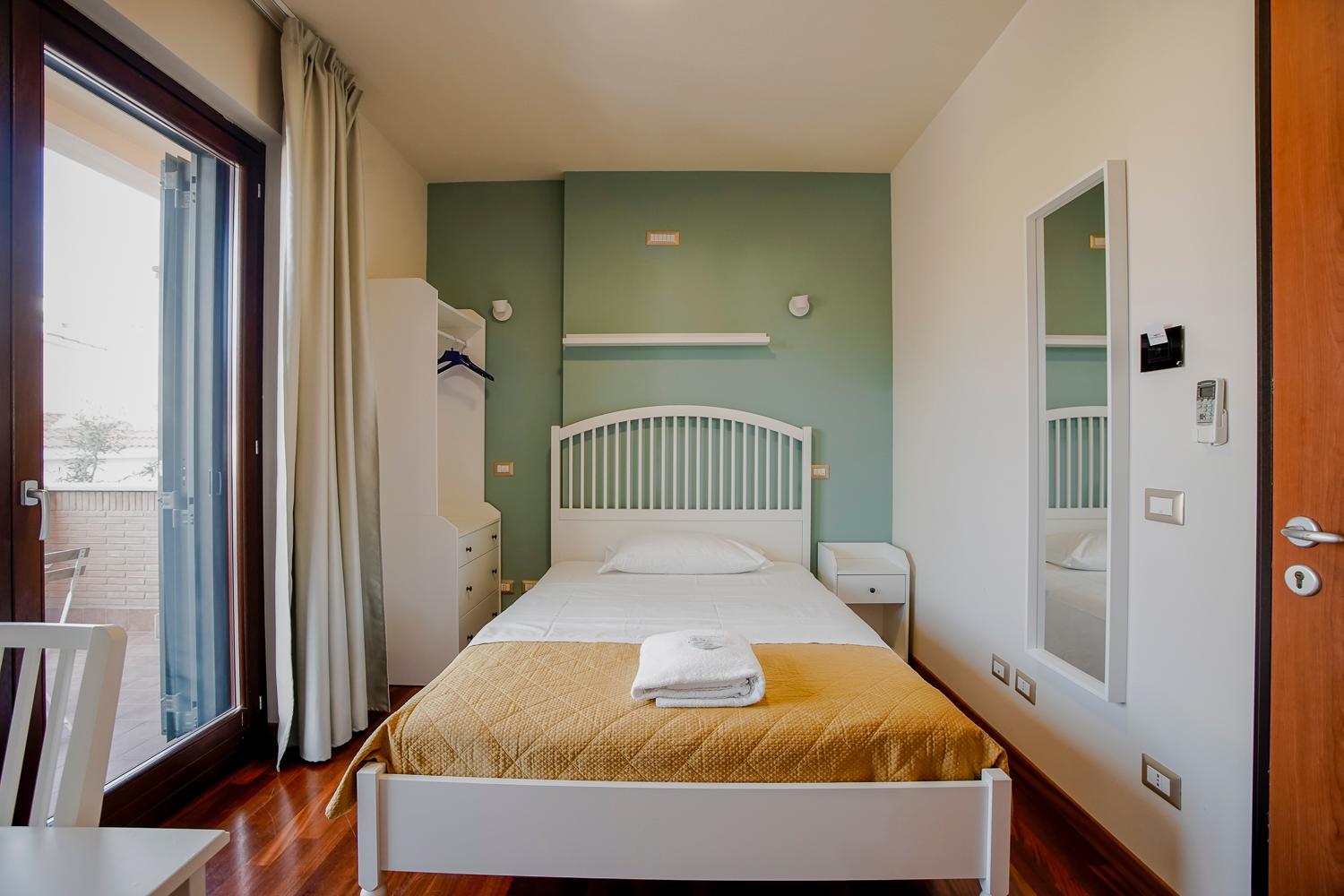 Single Room photo 1