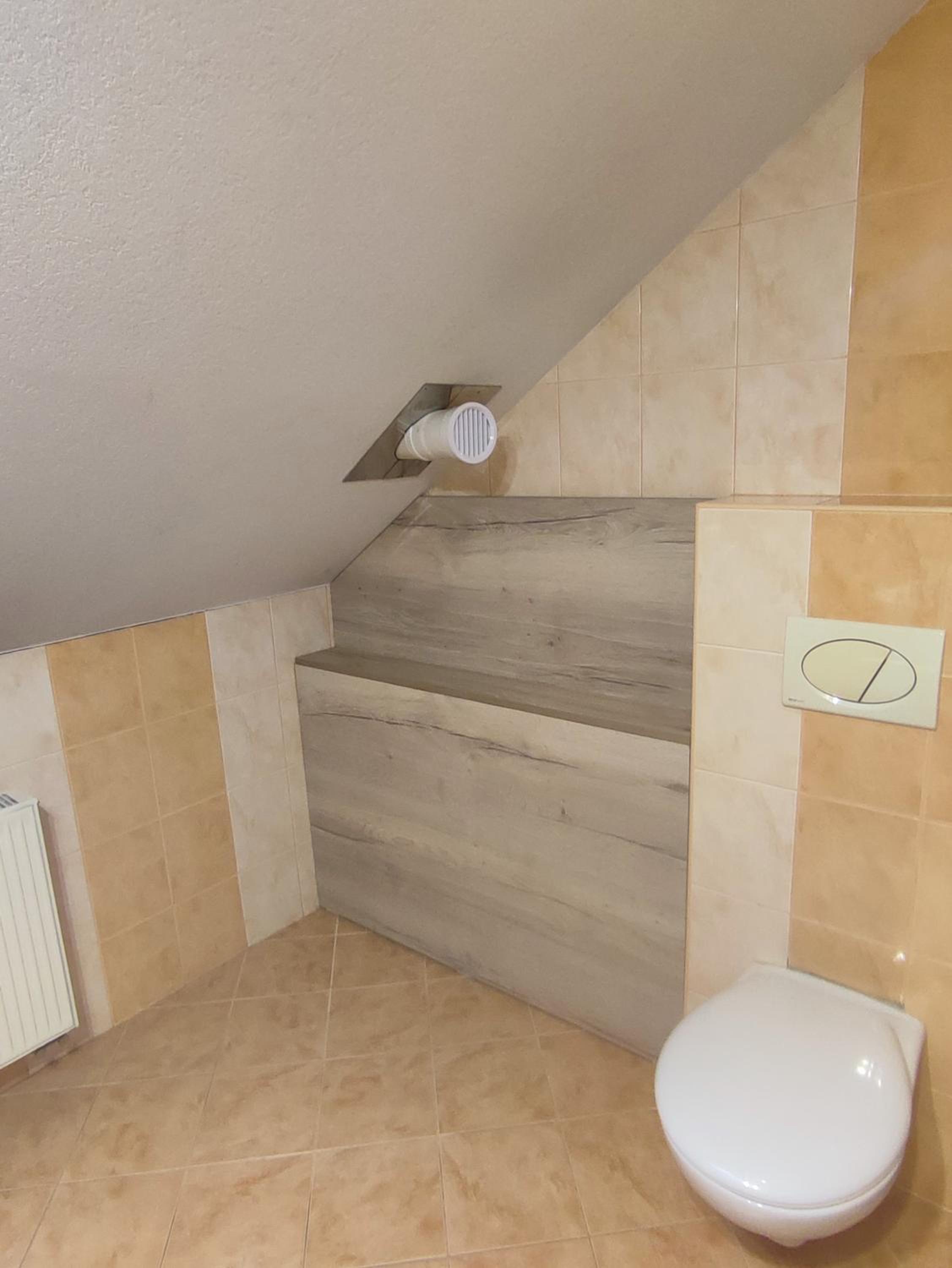 Apartment with View and Balcony - Photo 9