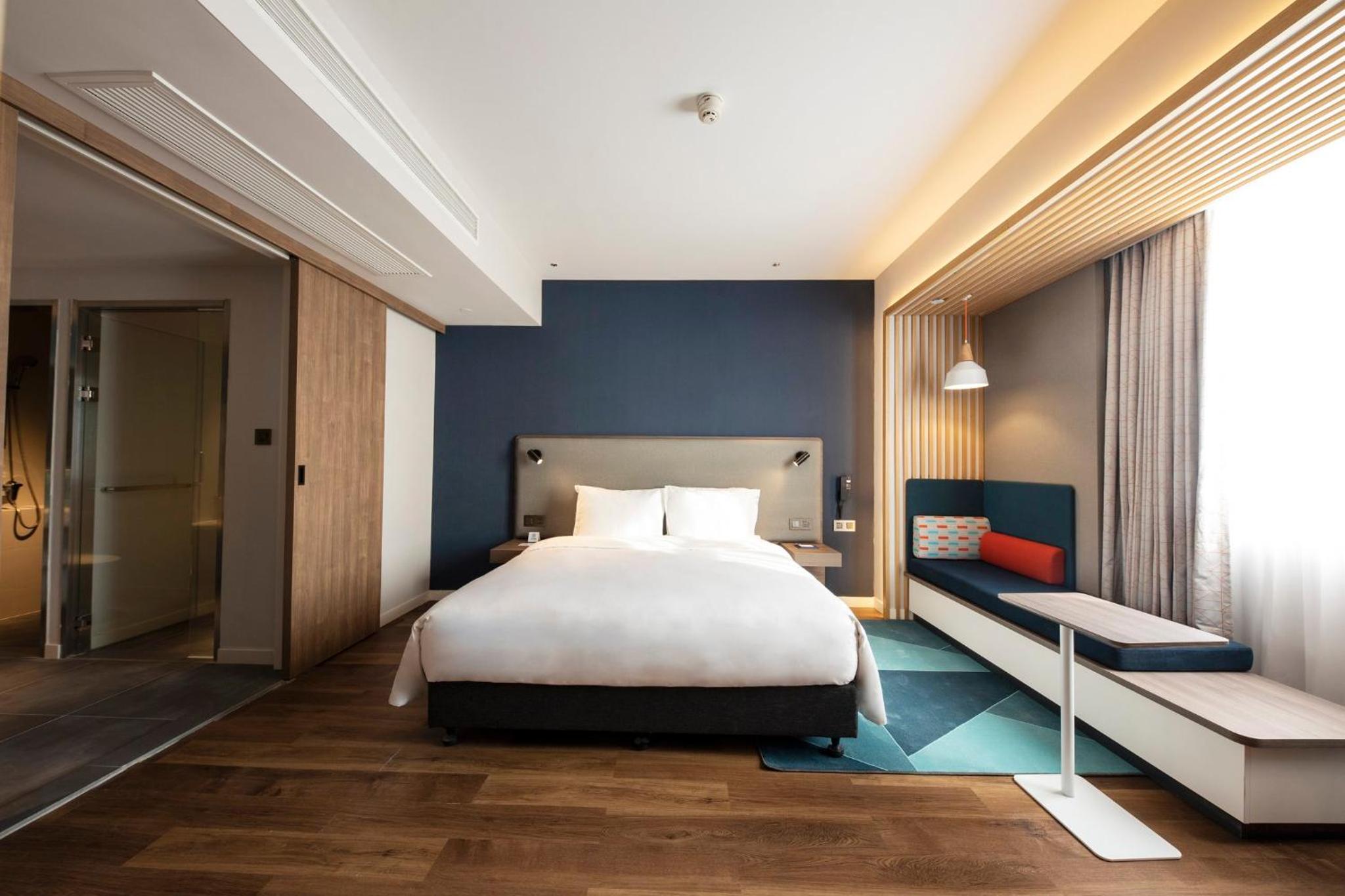 King Suite