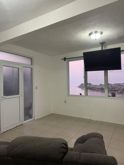 Two-Bedroom House photo 3