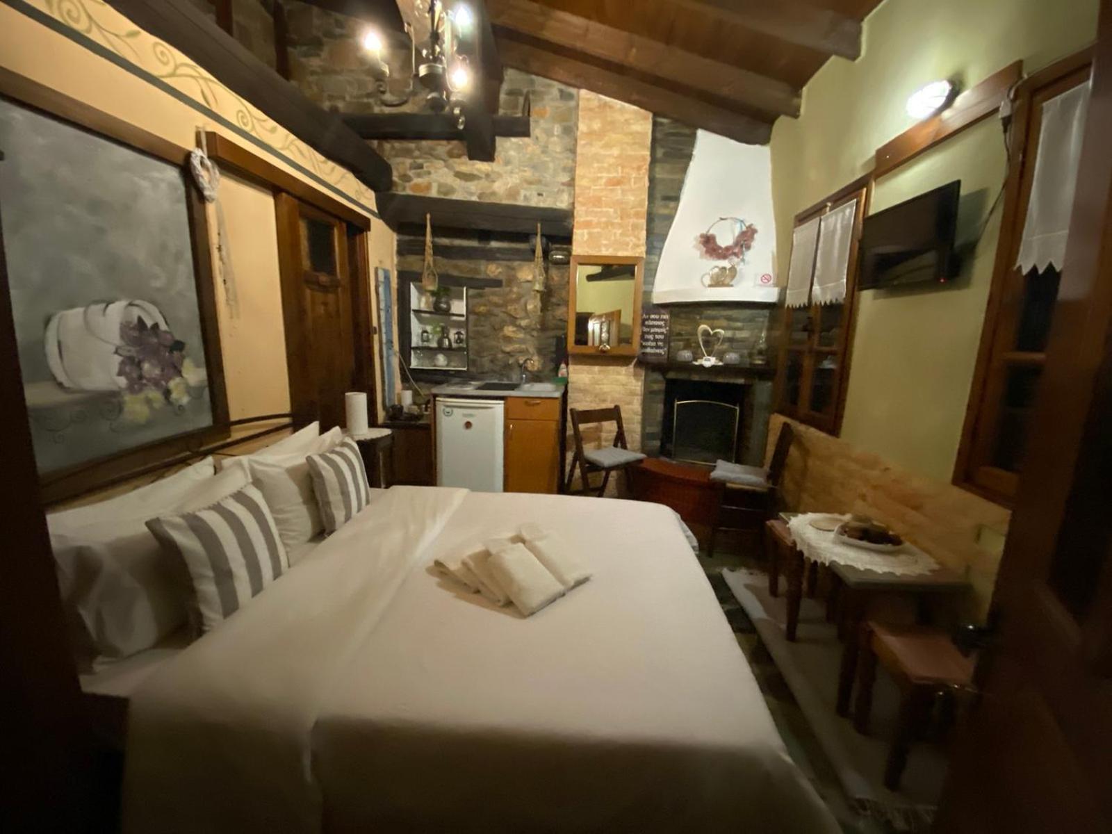 Double Room with Sea View and Fireplace - Photo 11