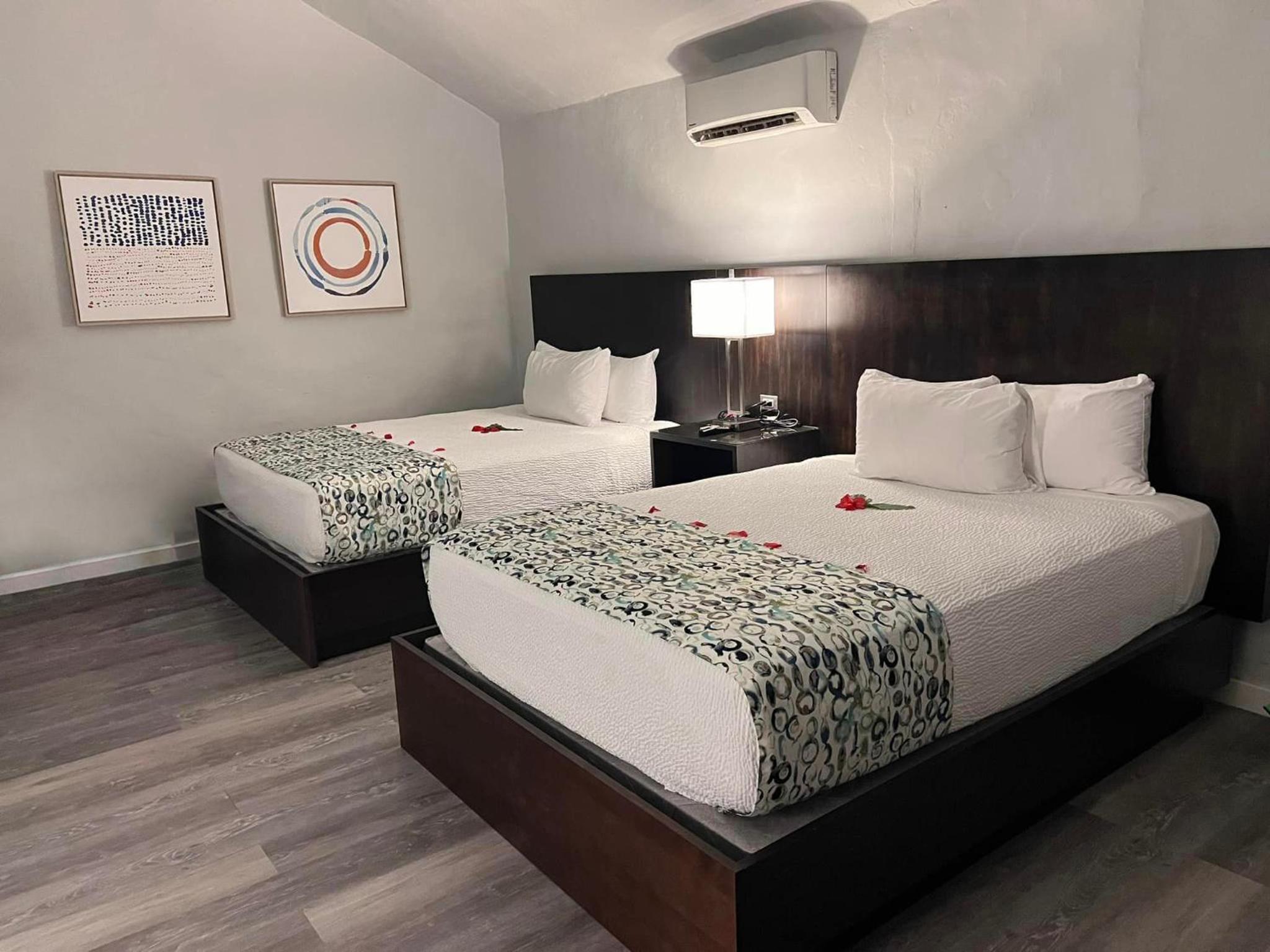 Waterview Suite – 2 Queens