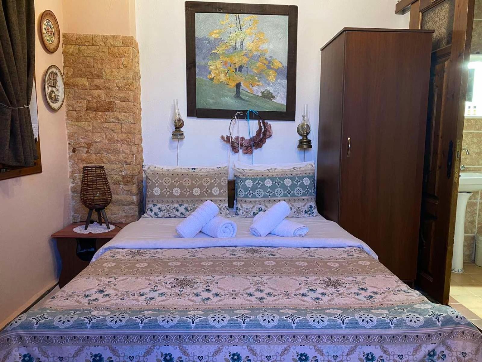 Small Double Room - Photo 23