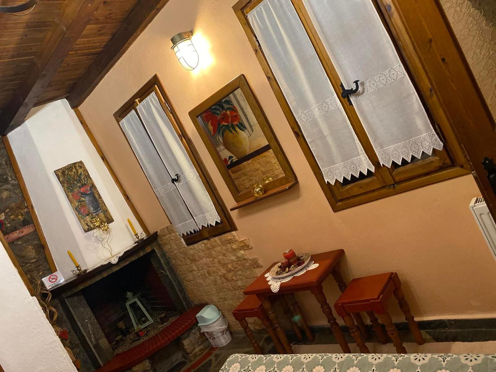 Small Double Room - Photo 16