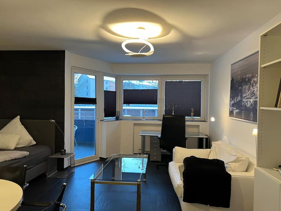 One-Bedroom Apartment photo 3