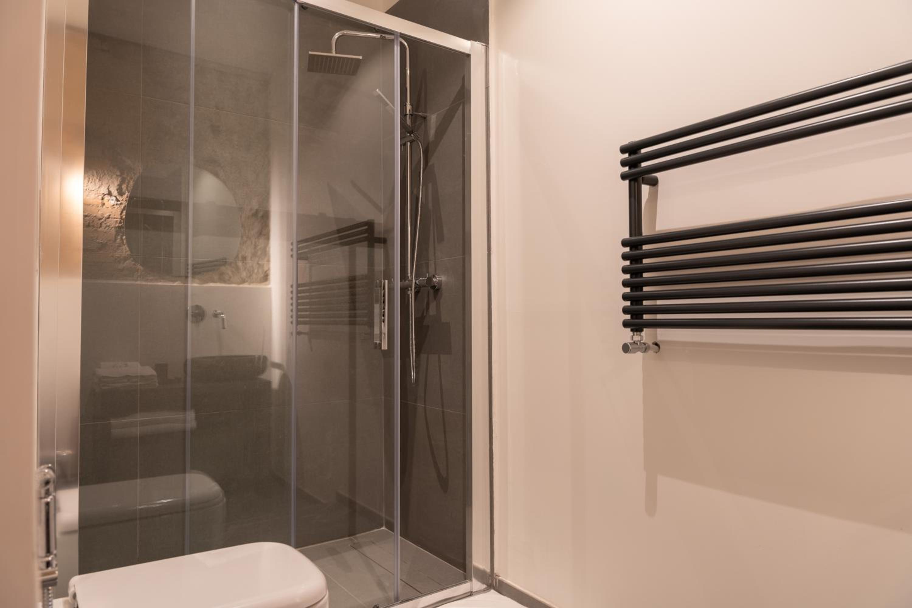 Superior Double Room - Photo 2