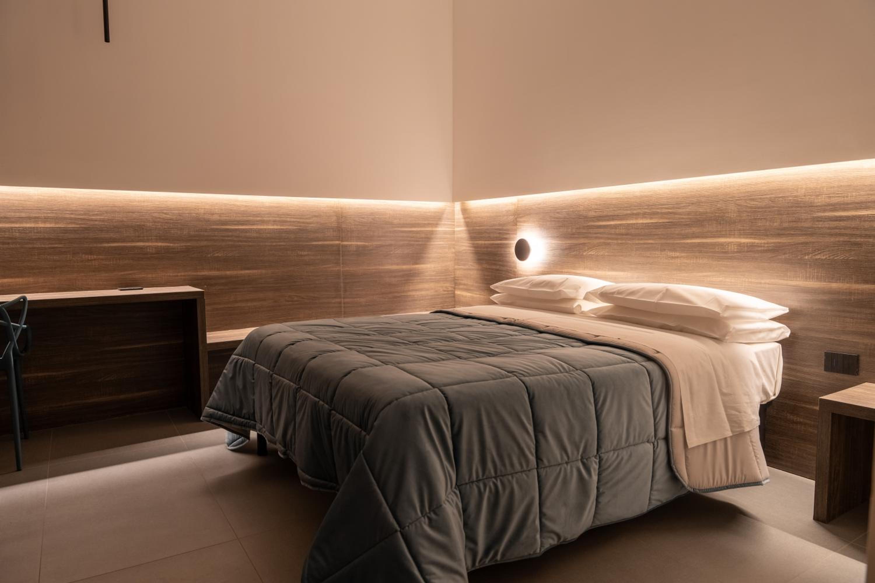 Superior Double Room - Photo 1