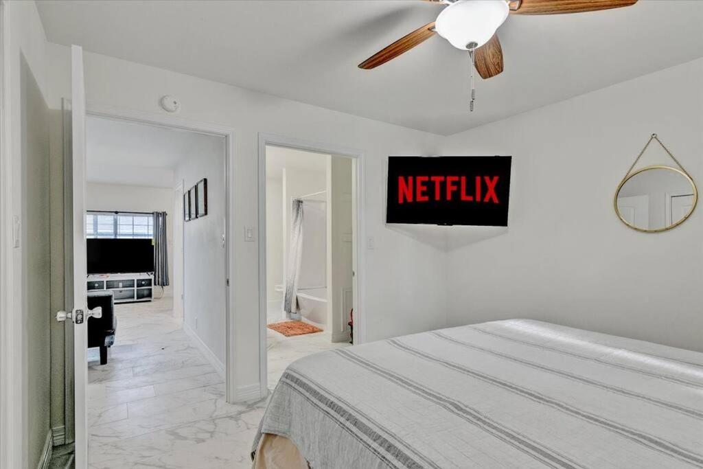 Two-Bedroom House photo 3