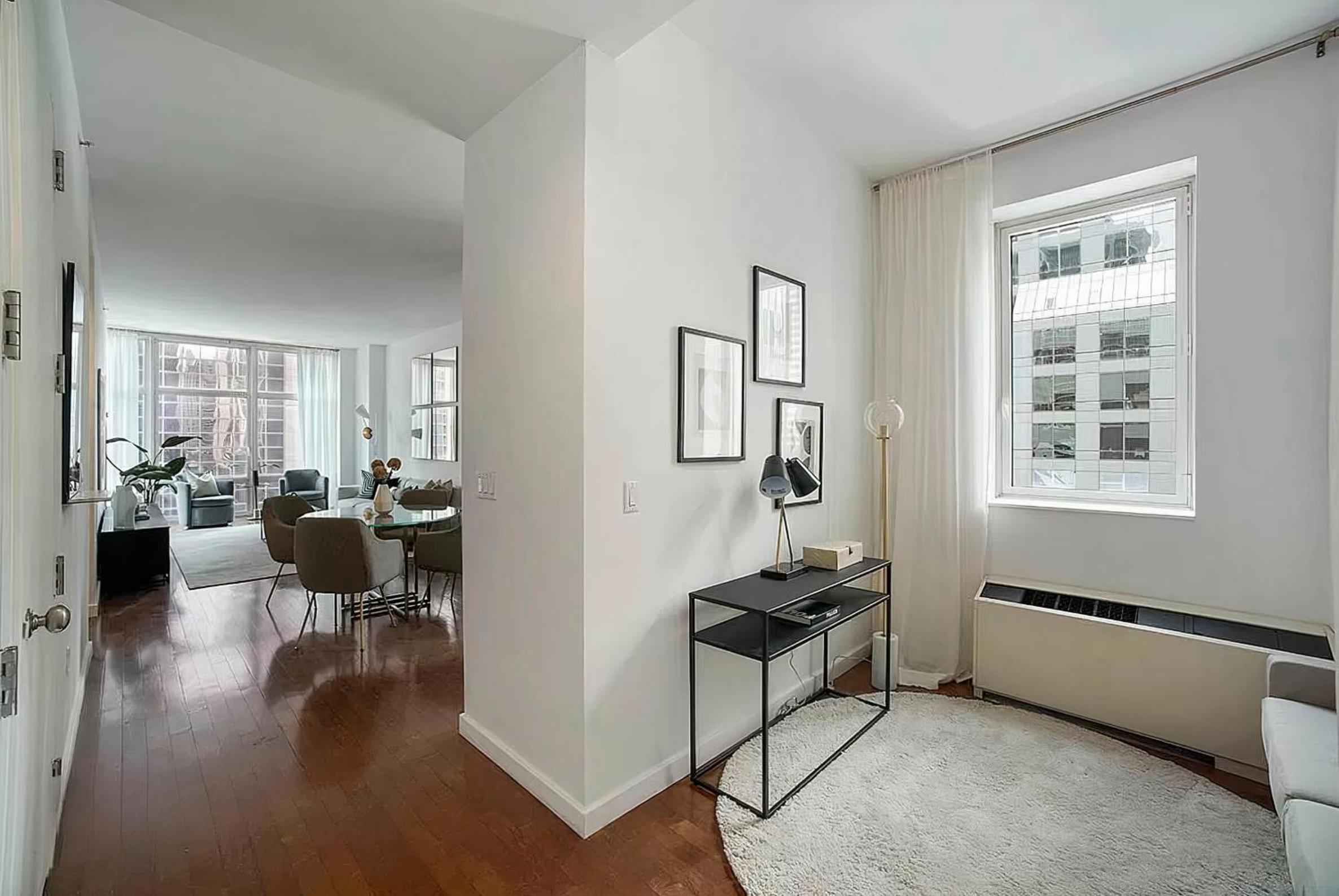 One-Bedroom Apartment photo 2