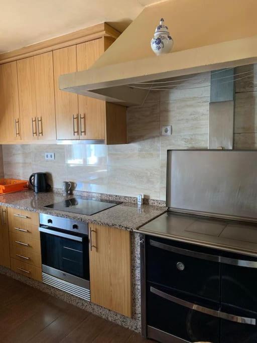 Three-Bedroom House photo 2