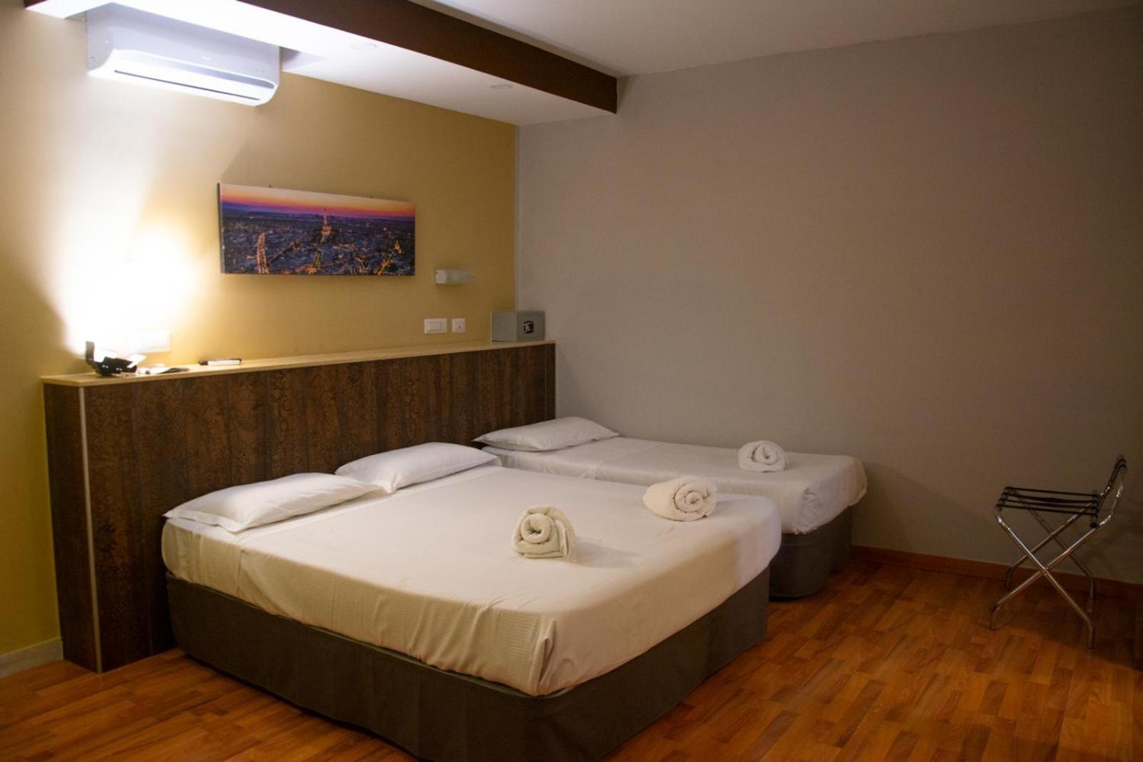 Classic Triple Room photo 1