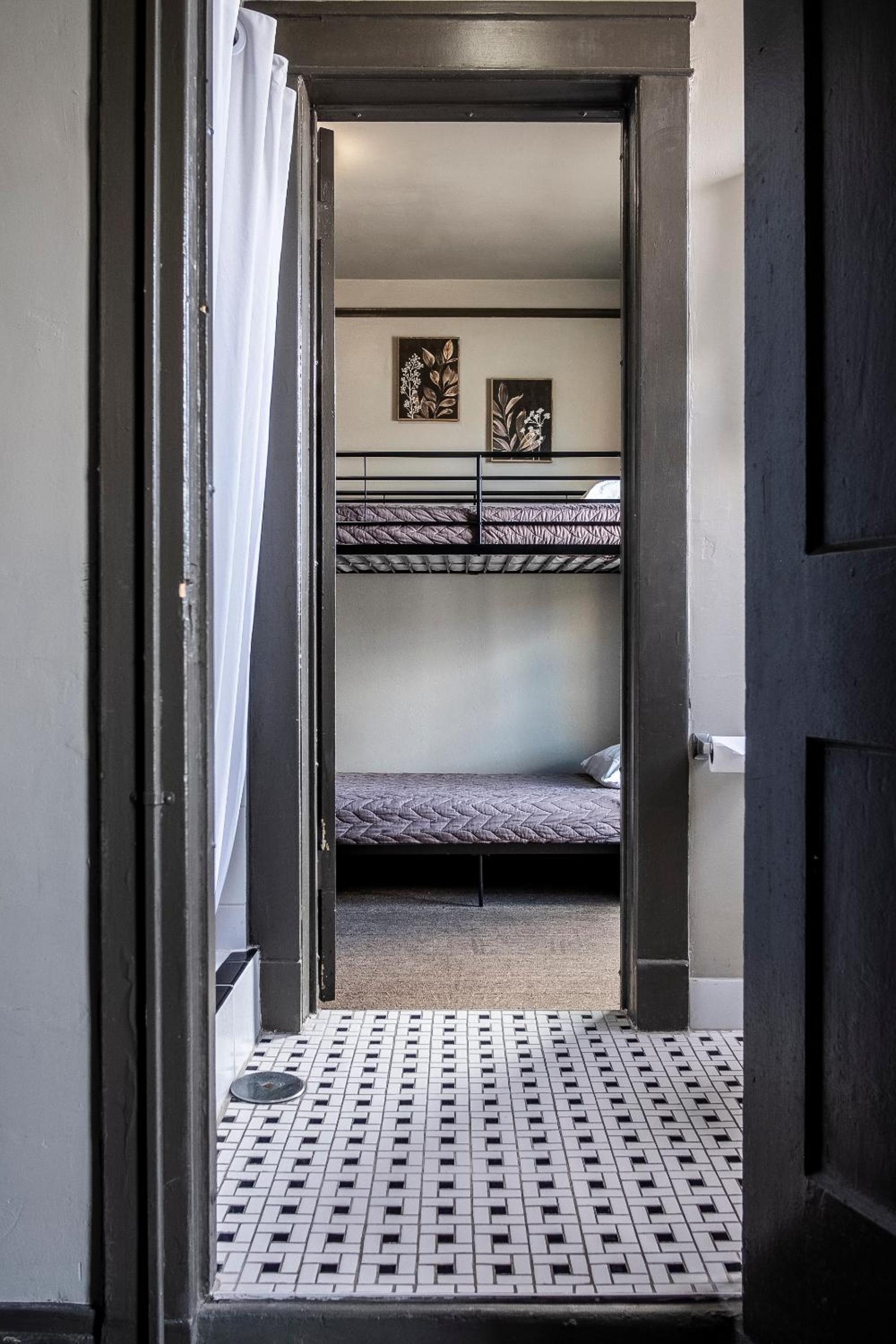 Bed in 4-Bed Female Dormitory Room photo 2
