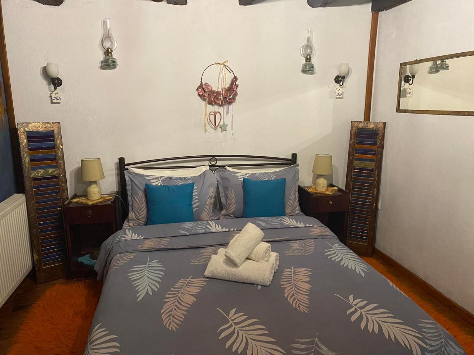 Double Room - Photo 6