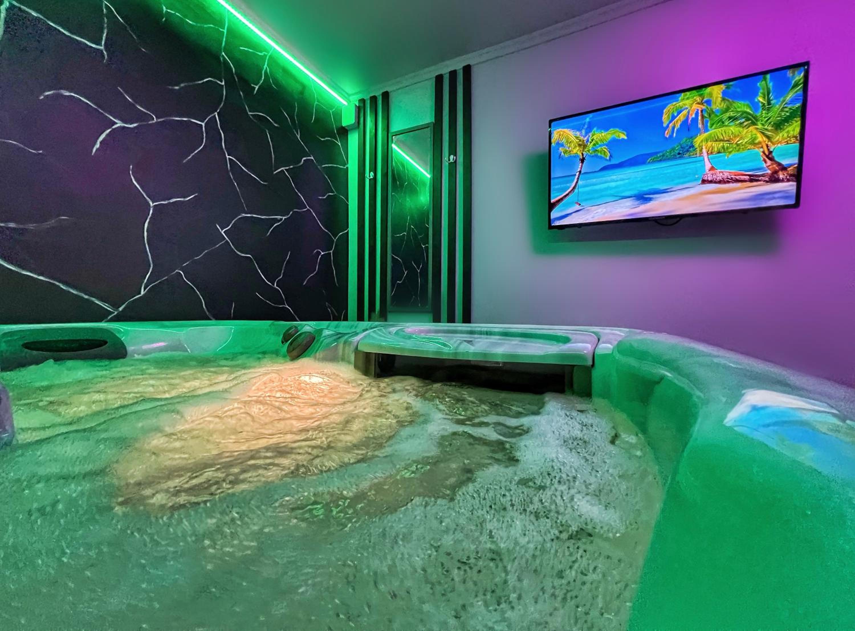 Suite with Private Pool photo 2