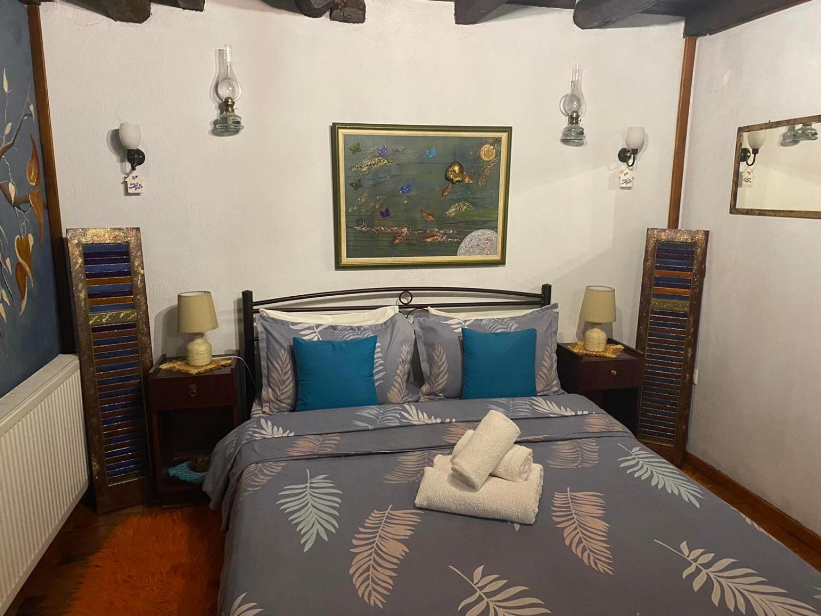 Double Room - Photo 17