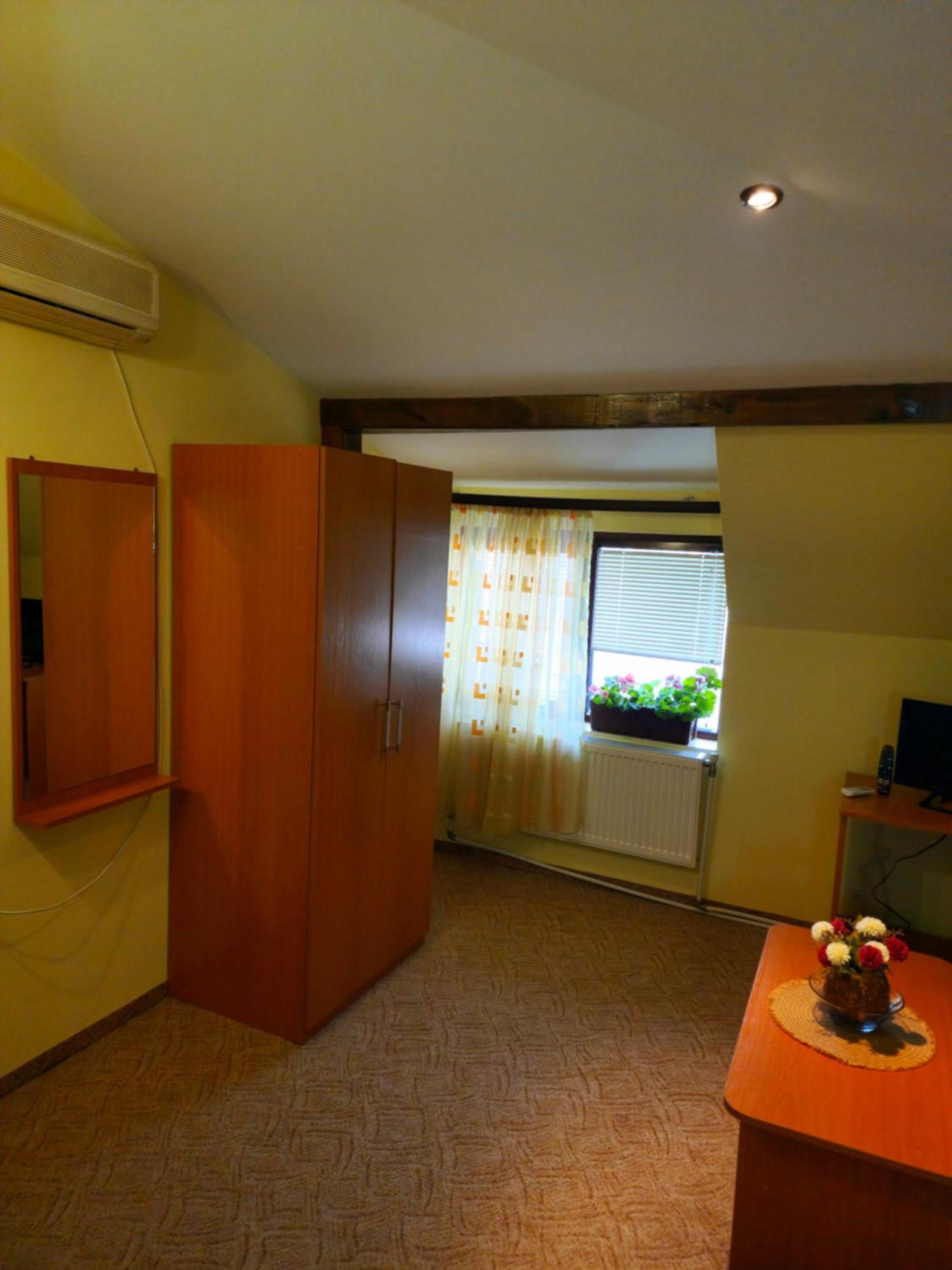 Deluxe Queen Room photo 3