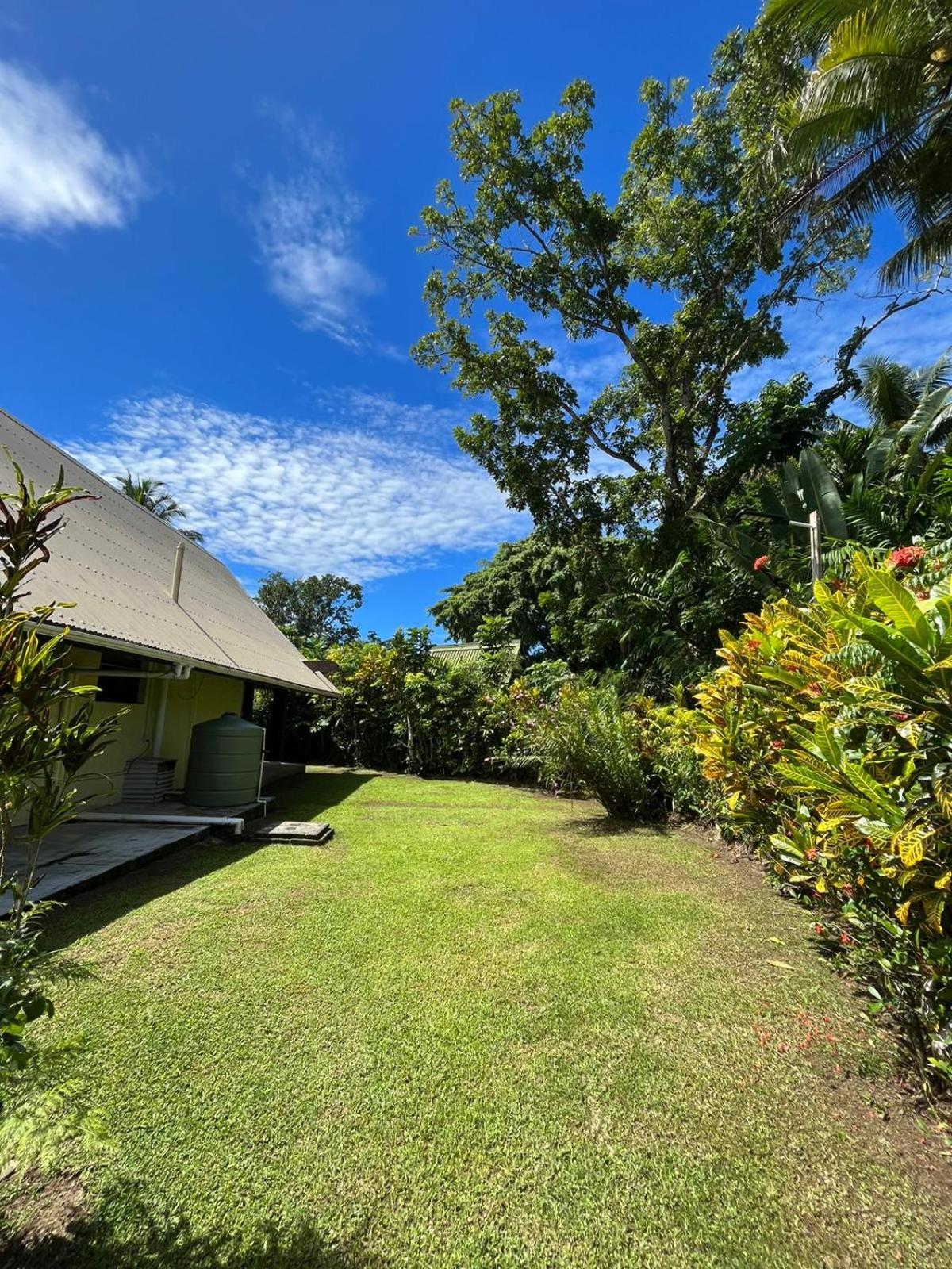 Three-Bedroom Villa photo 3