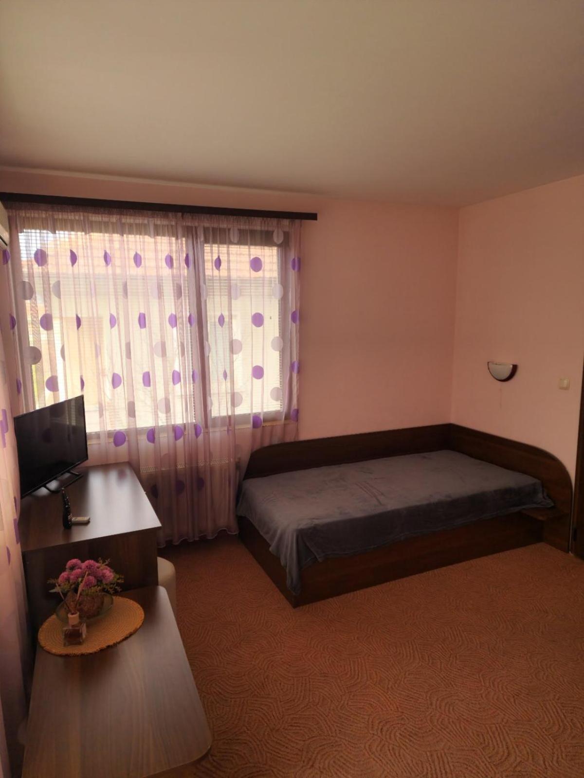 Triple Room with Balcony photo 2