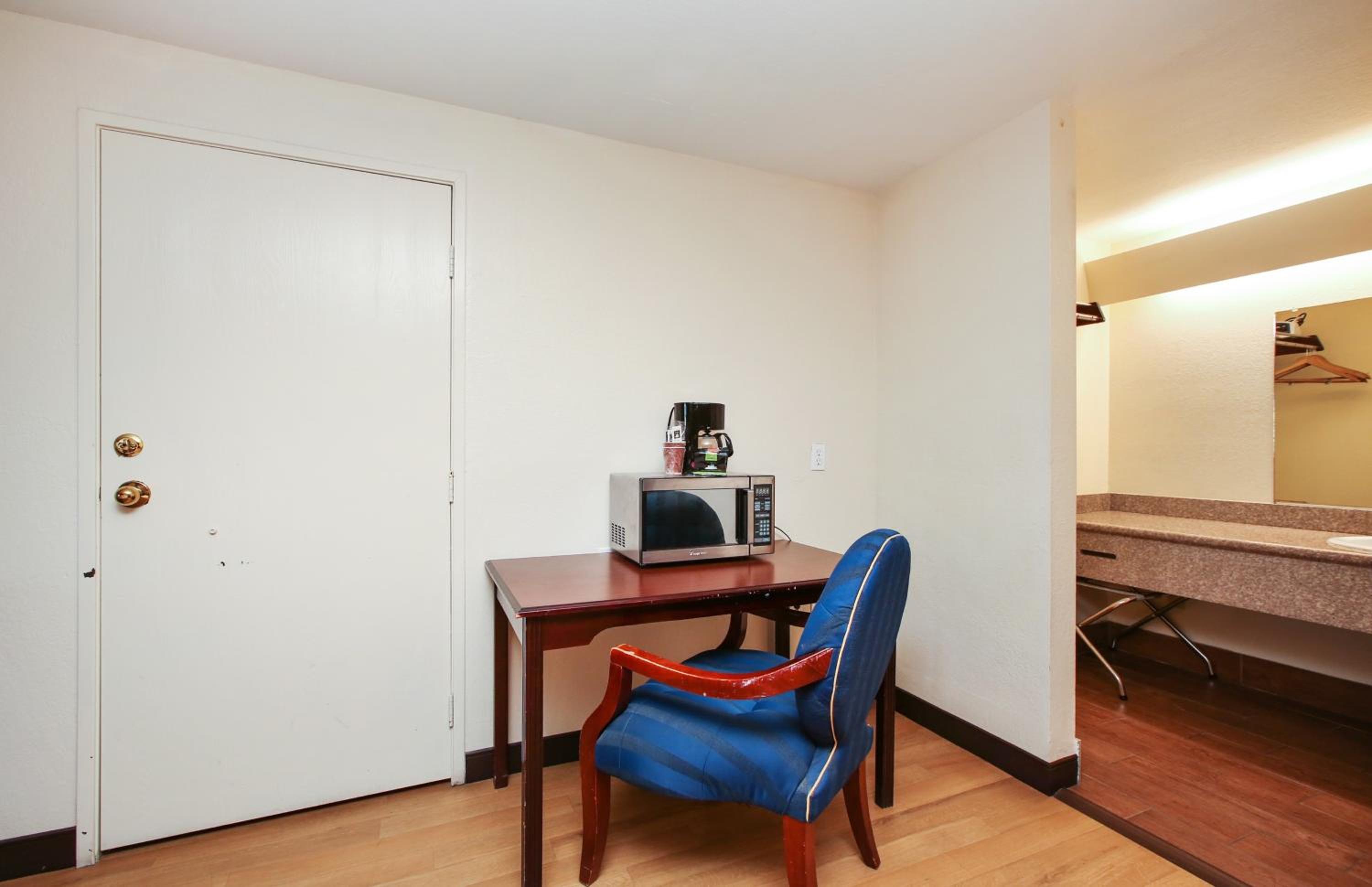 Superior King Room Smoke Free - Photo 2