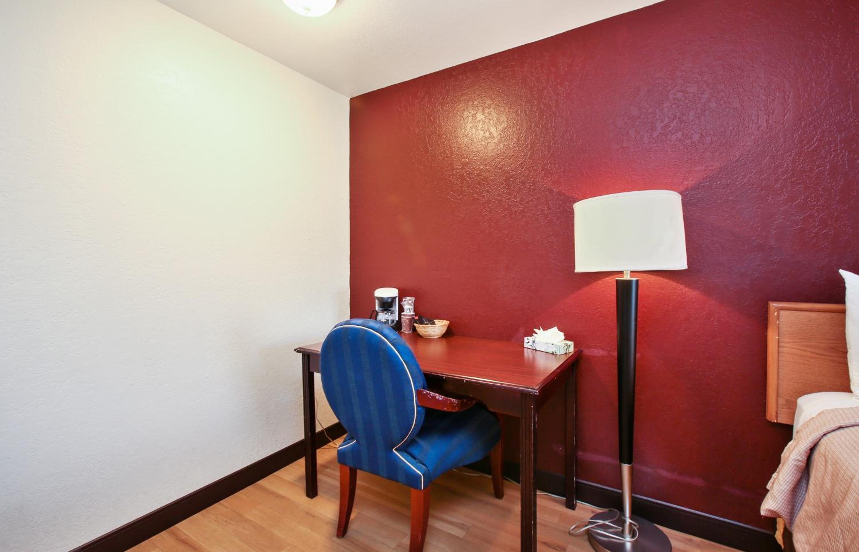 Superior King Room Smoke Free - Photo 3