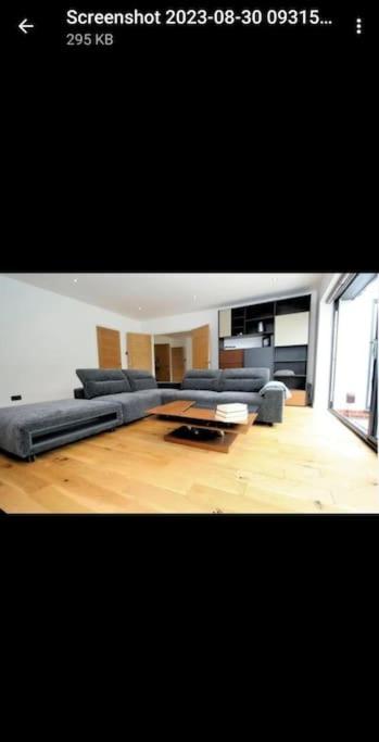 Four-Bedroom House photo 1