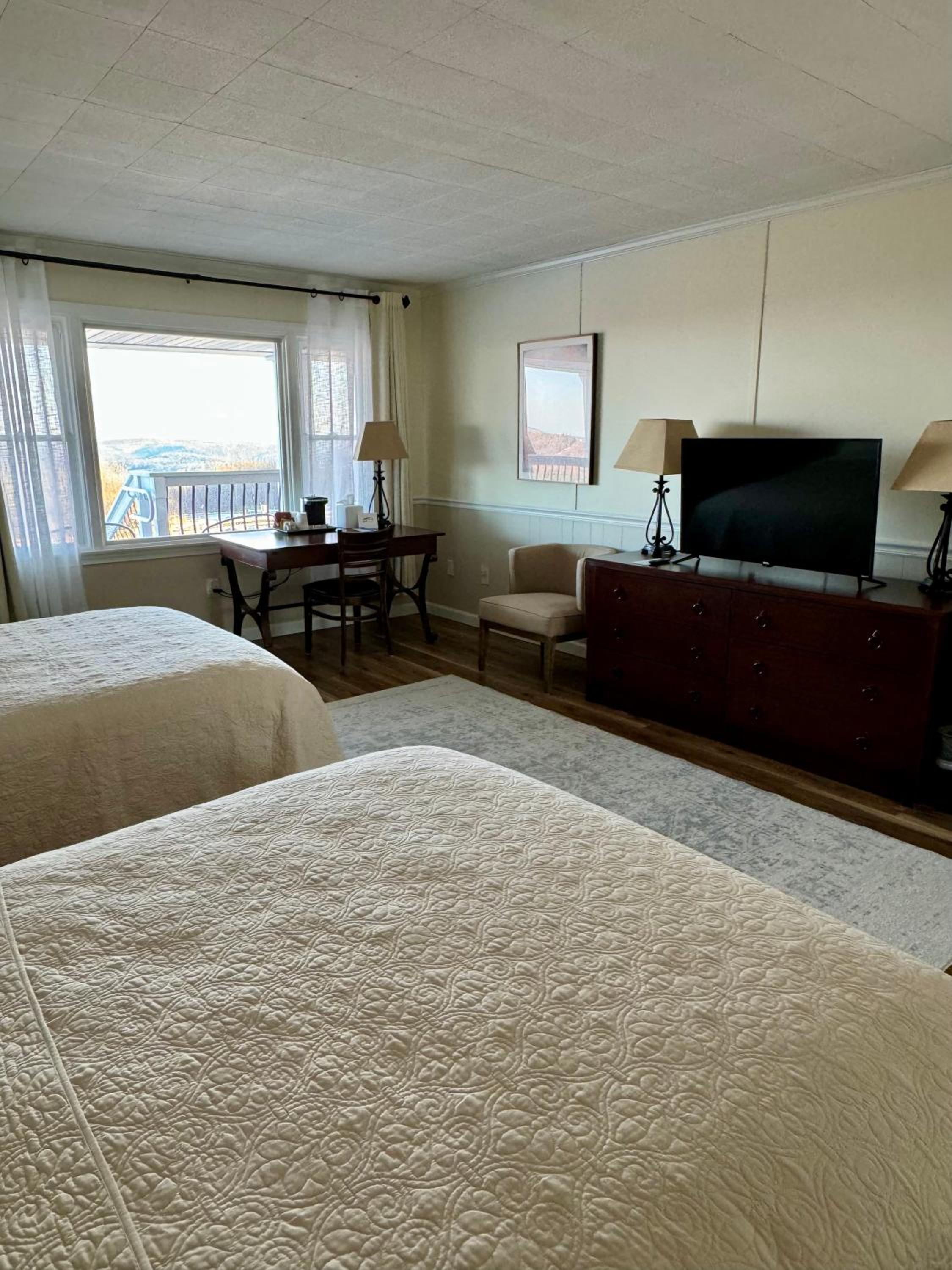 Double Room - Disability Access photo 2