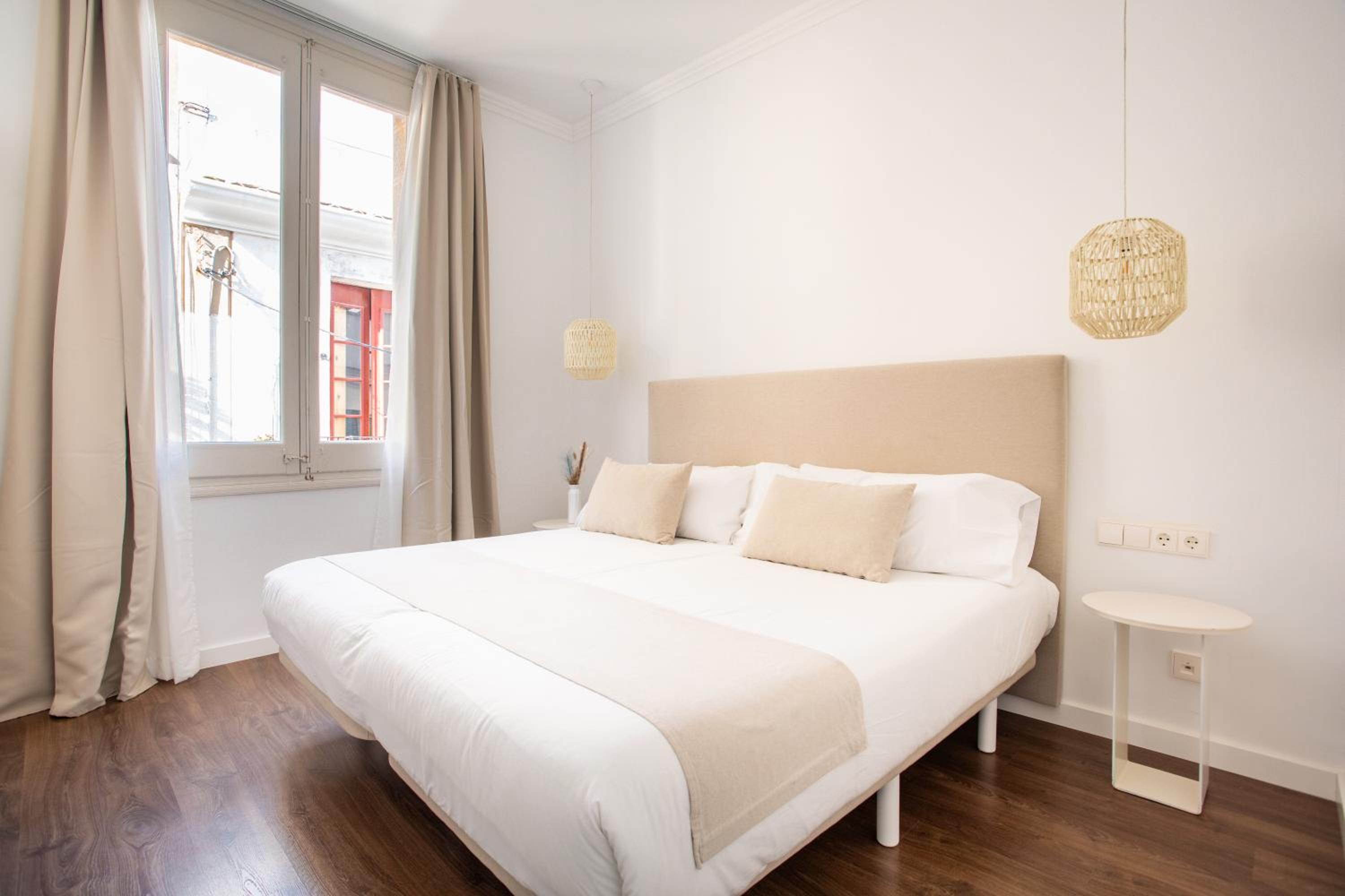 Standard Double or Twin Room - Photo 6