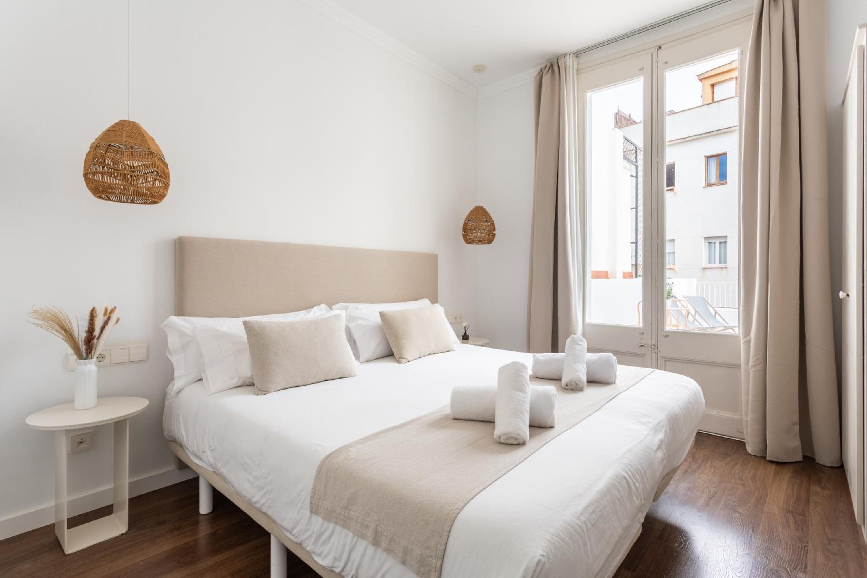 Double or Twin Room with Terrace - Photo 2
