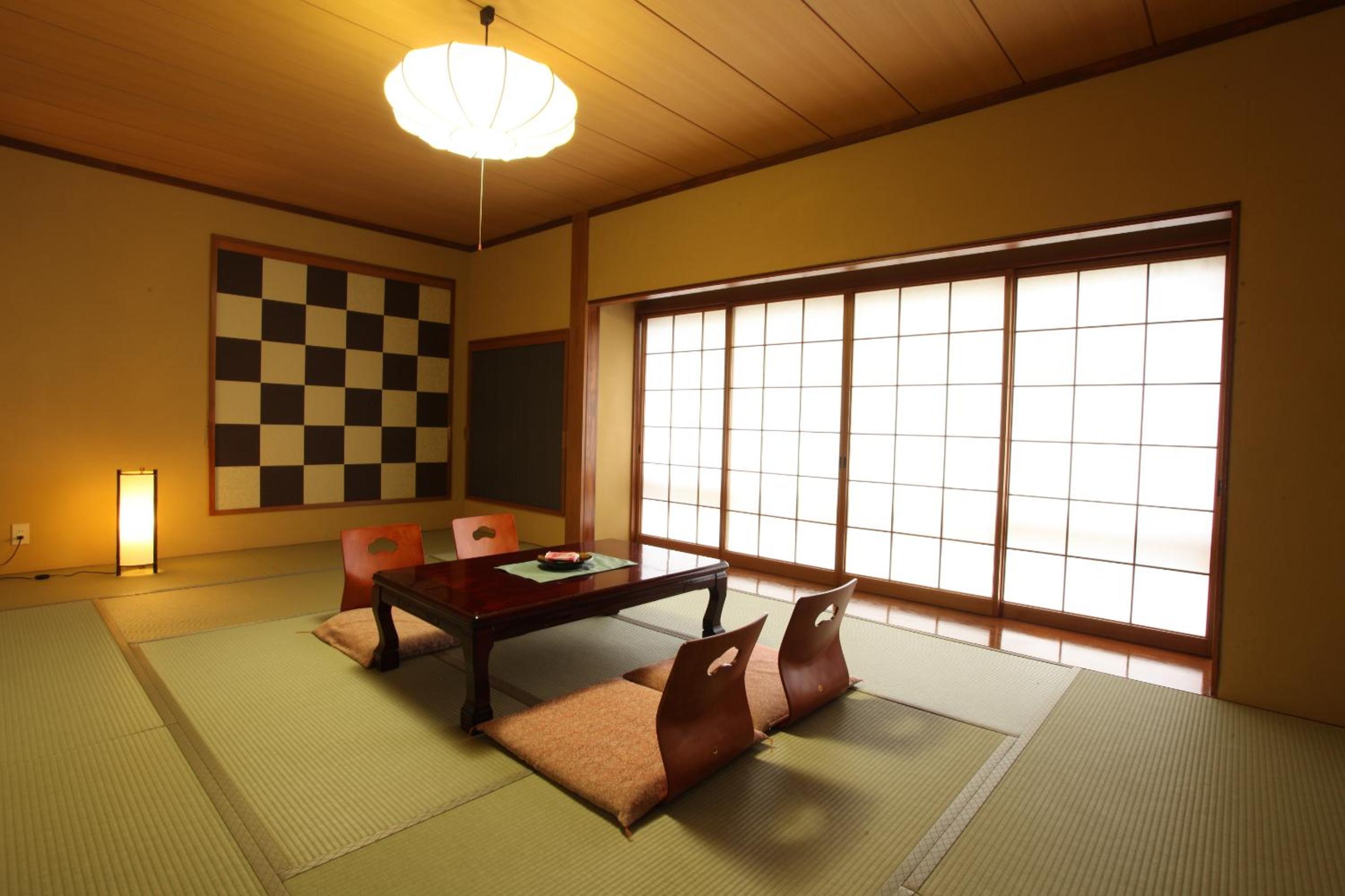 Japanese-Style Superior Room with Private Bathroom - Photo 3