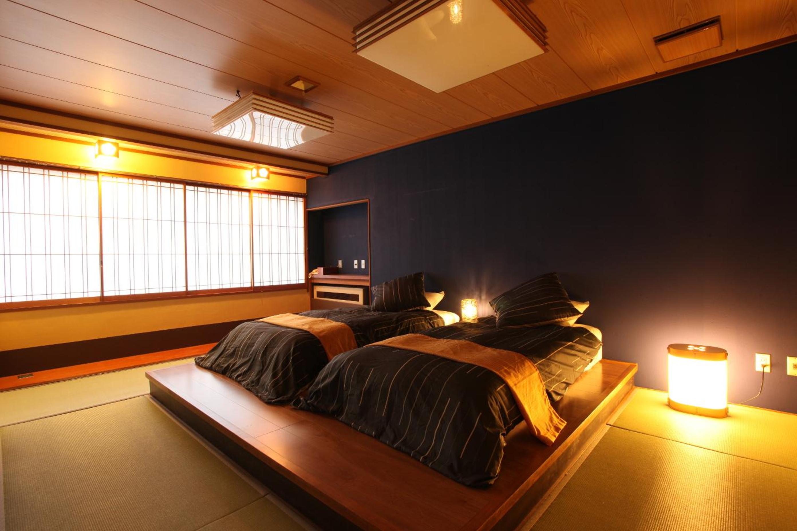 Deluxe Room with Tatami area and Private Bathroom - Photo 5