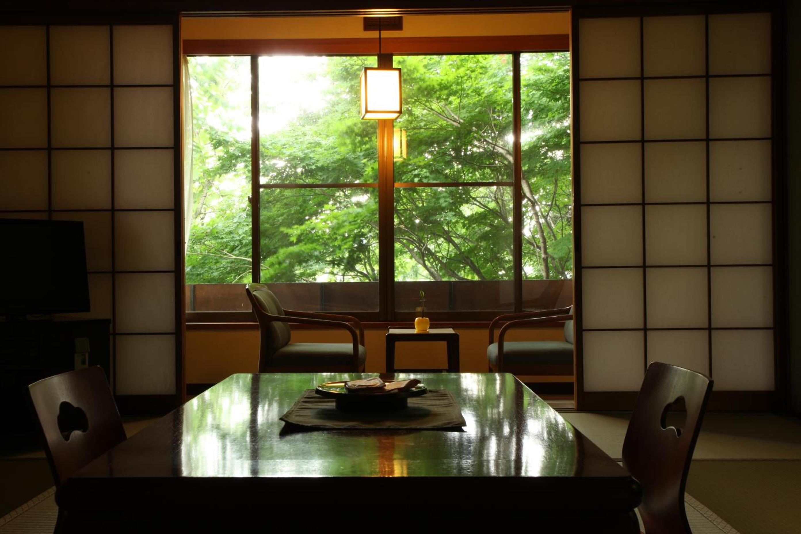 Japanese-Style Room with Shared Bathroom - Photo 2
