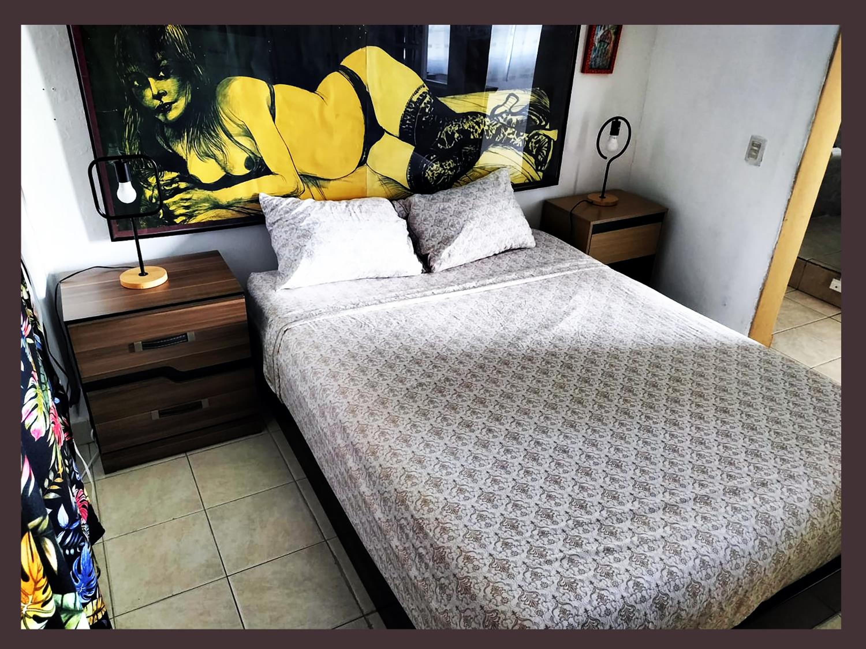 Double Room with Private Bathroom - Photo 11